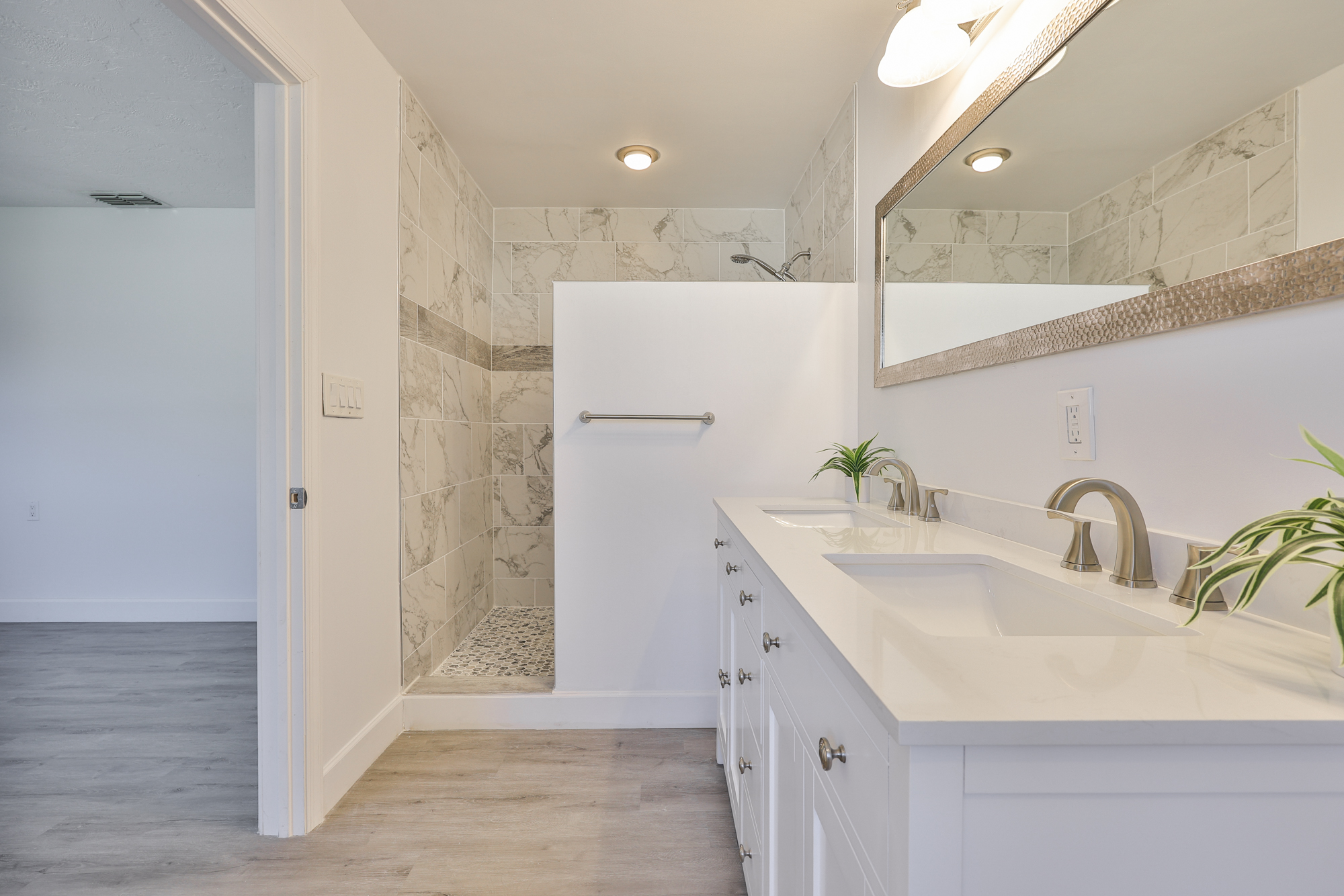 Treasure Island, Florida, 33706, United States, 3 Bedrooms Bedrooms, ,2 BathroomsBathrooms,Residential,For Sale,1982782