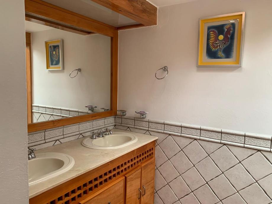 Metepec, Estado de méxico, 52159, Mexico, 3 Bedrooms Bedrooms, ,3 BathroomsBathrooms,Residential,For Sale,1925043