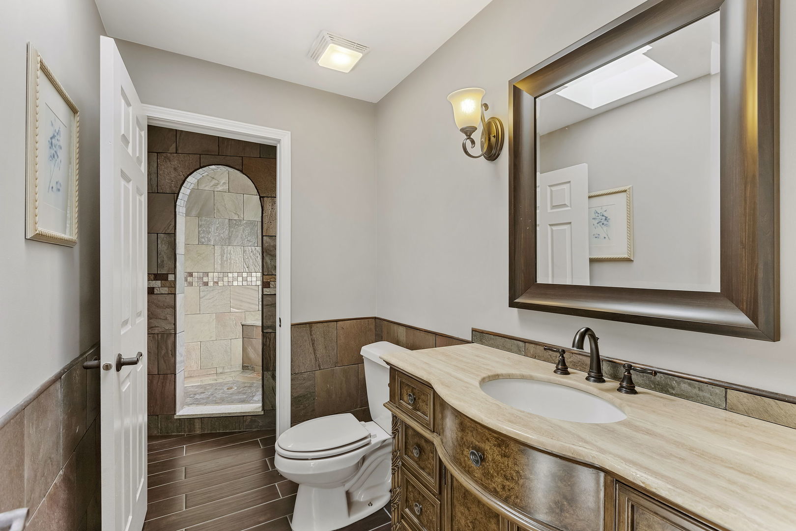 St. Charles, Illinois, 60175, United States, 6 Bedrooms Bedrooms, ,8 BathroomsBathrooms,Residential,For Sale,1940364