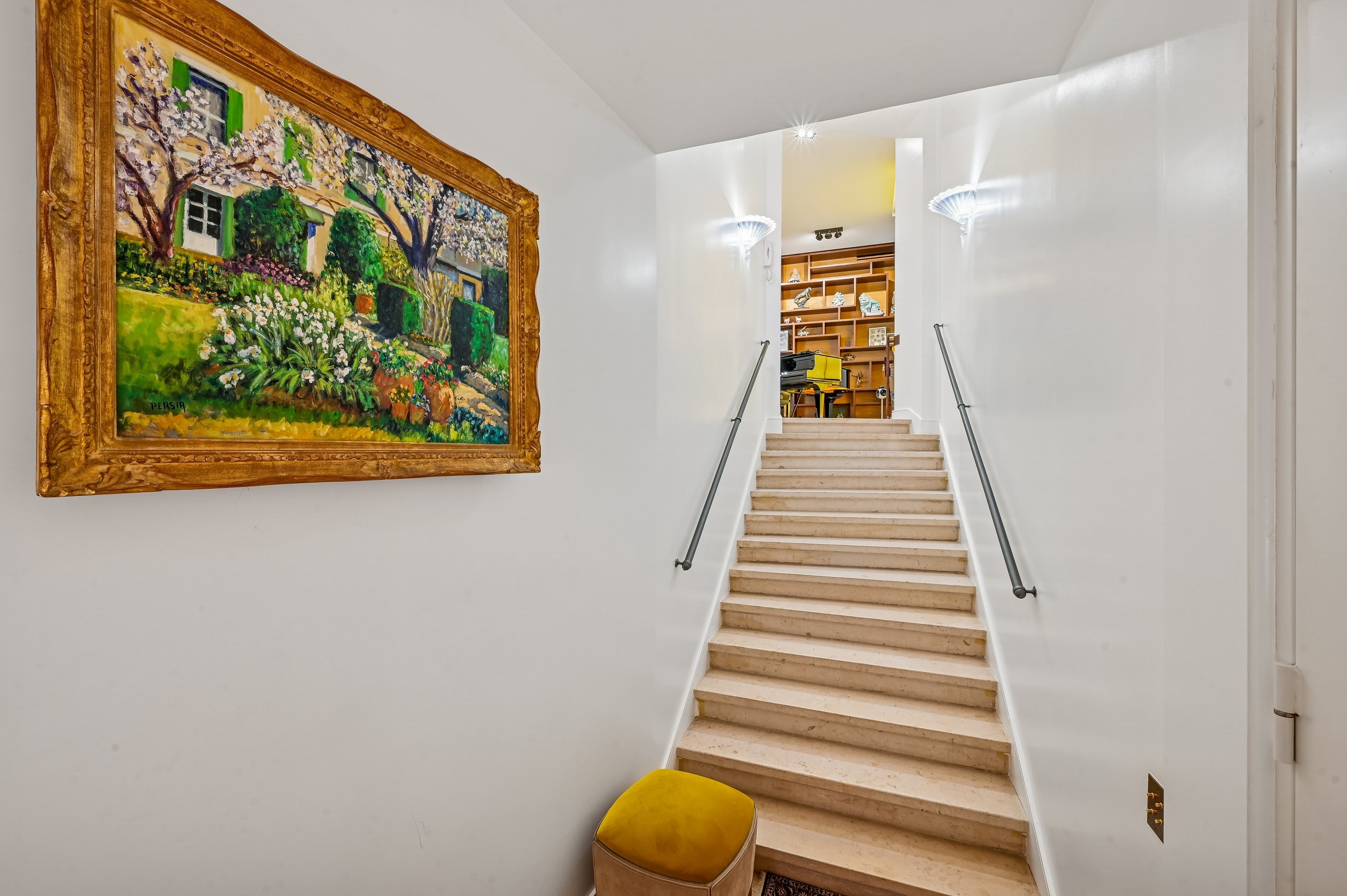  Avenue Foch — Exceptional Duplex Designed by Pierre Yovanovitch with Landscaped… - 物件實景