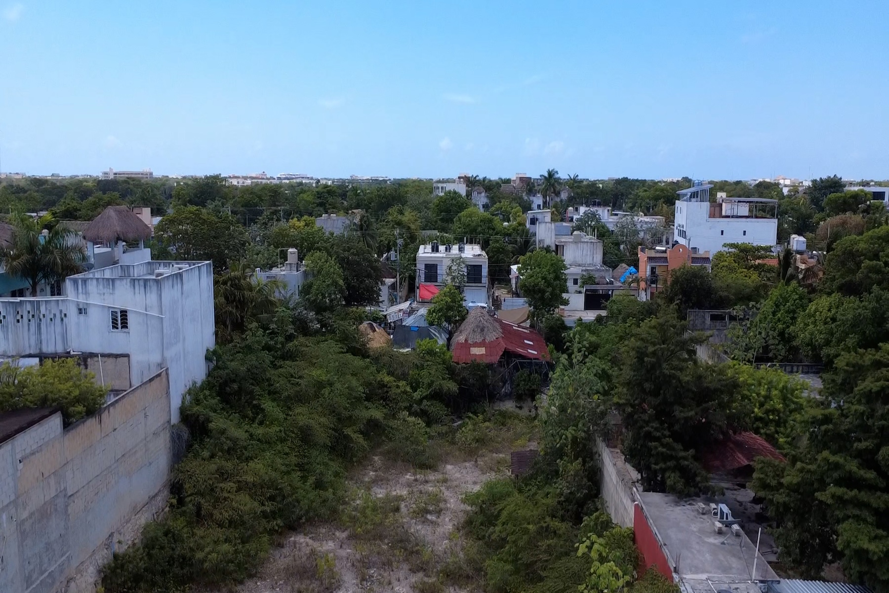  Land with a Strategic Location and Extraordinary Potential - 物件實景