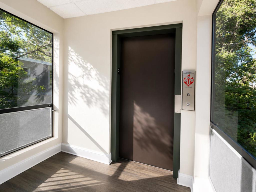 San Mateo, California, 94401, United States, 2 Bedrooms Bedrooms, ,1 BathroomBathrooms,Residential,For Sale,2049051