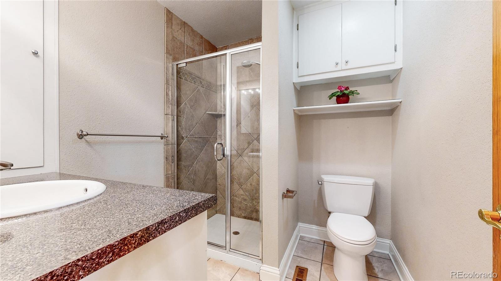 Lakewood, Colorado, 80228, United States, 5 Bedrooms Bedrooms, ,1 BathroomBathrooms,Residential,For Sale,1949485