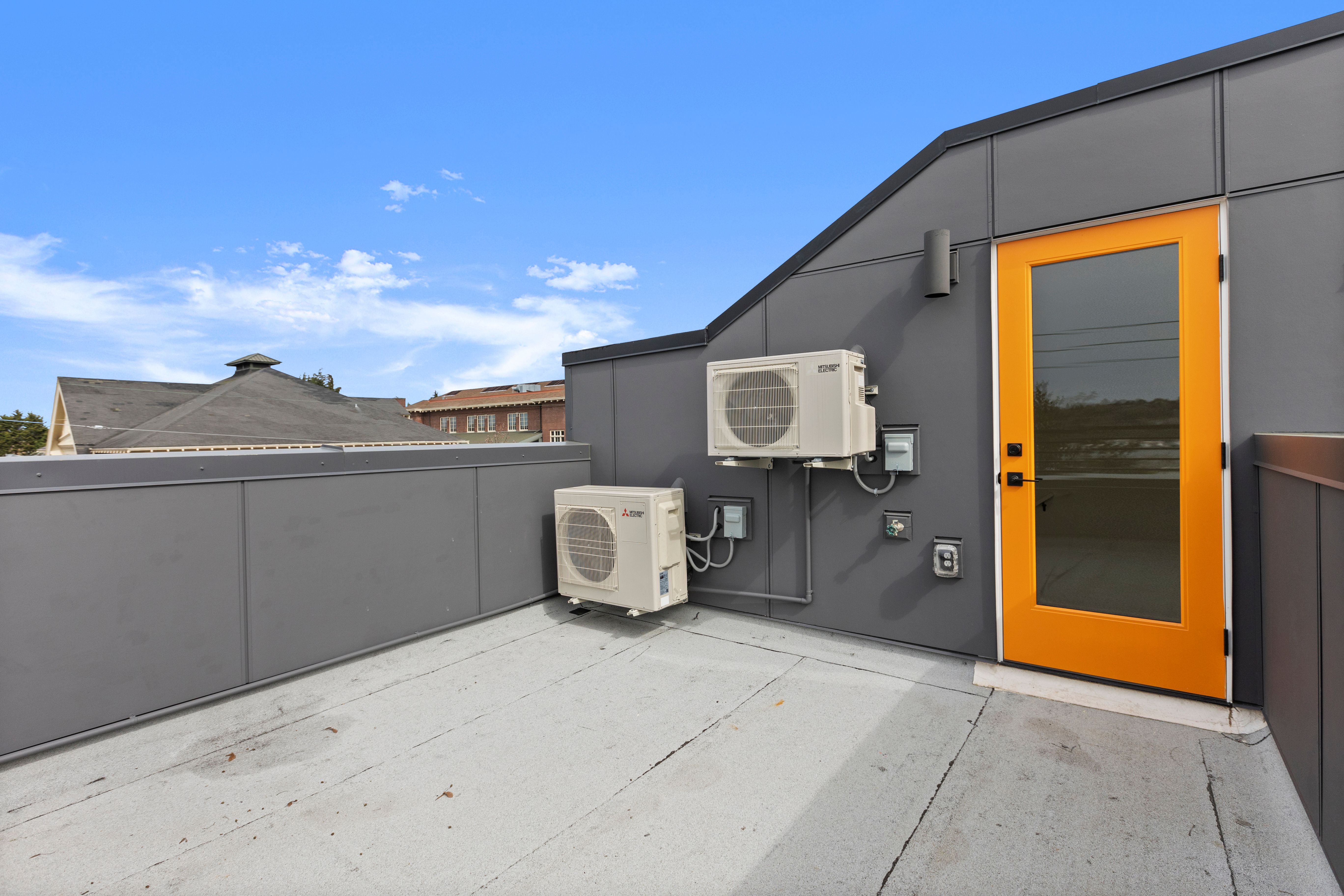  2374 Franklin Ave E, Seattle, WA 98102 - 物件實景