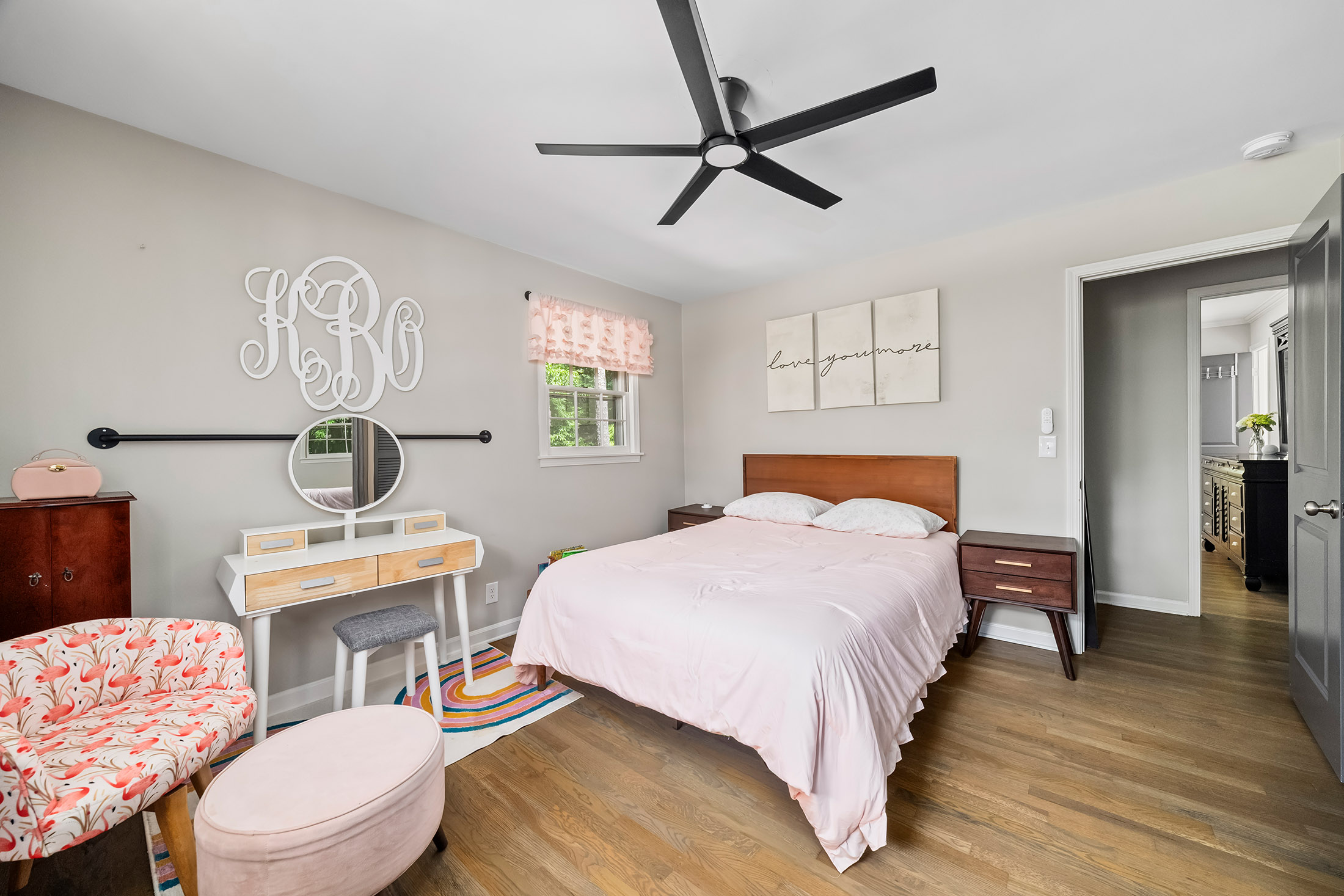  Beautifully Renovated Split-Level Ranch in Smoke Rise - 物件實景