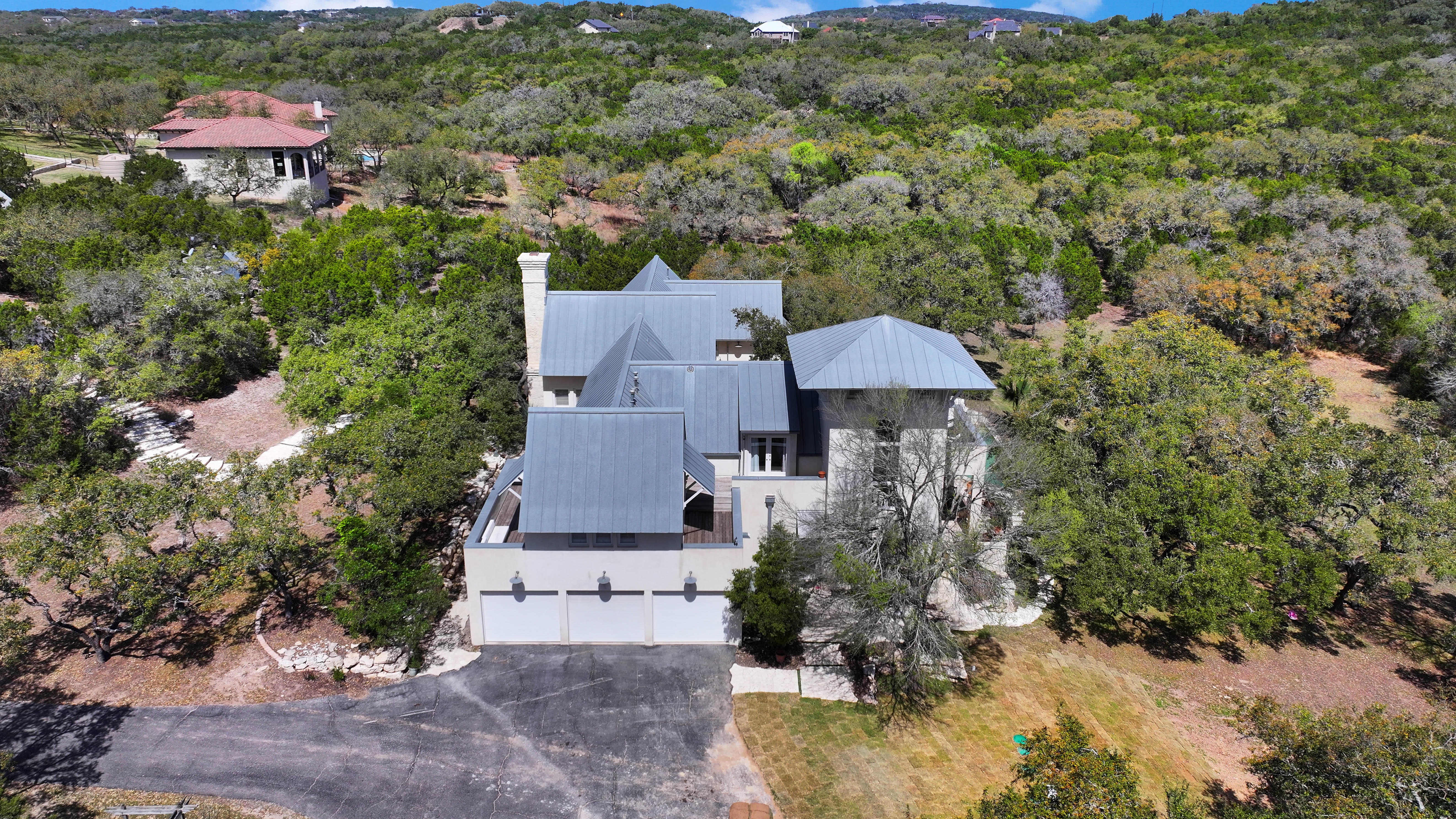  Hill Country Estate with Privacy and Presence - 物件實景
