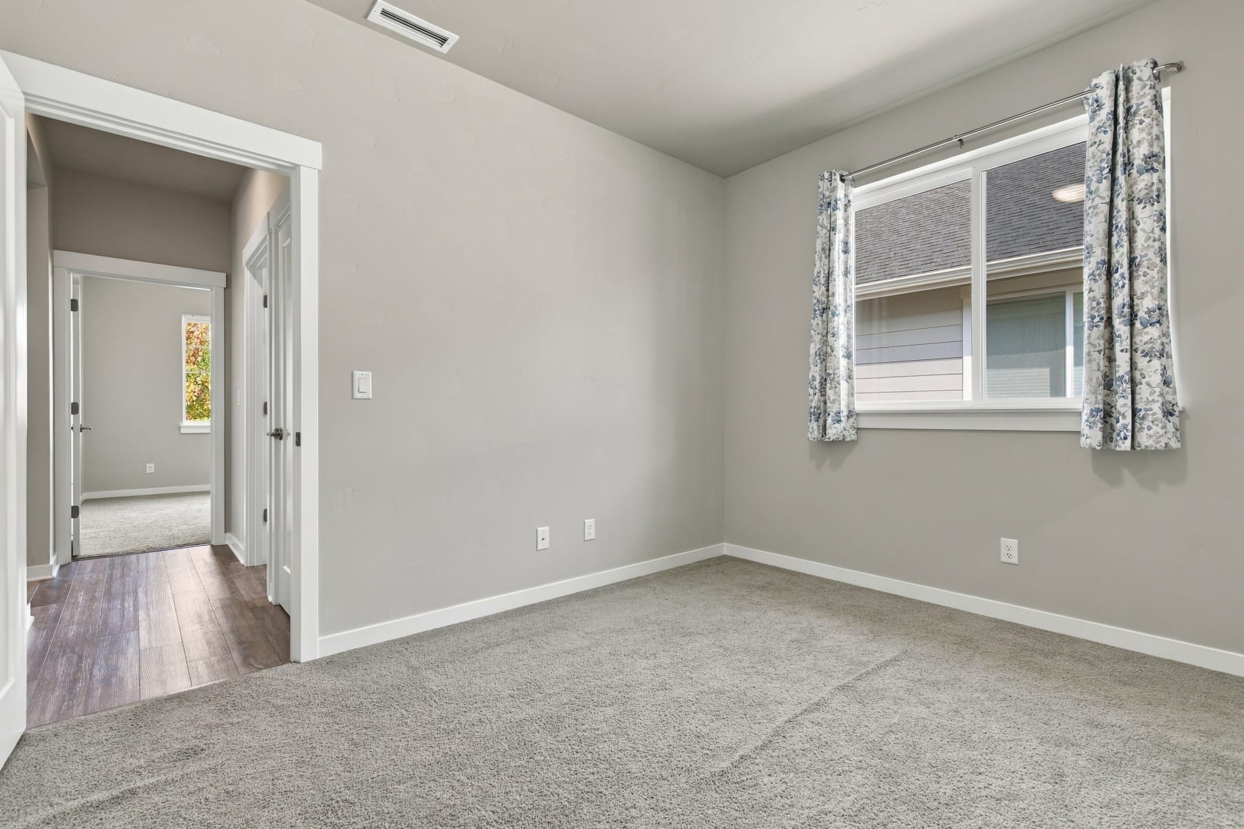  4278 SE 63RD AVE Hillsboro, OR 97123 - 物件實景
