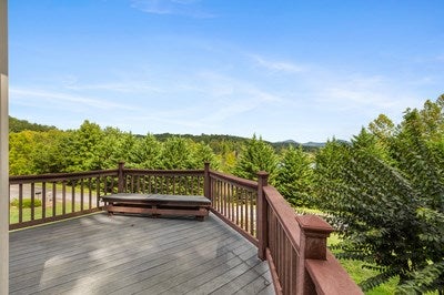 Young Harris, Georgia, 30582, United States, 2 Bedrooms Bedrooms, ,3 BathroomsBathrooms,Residential,For Sale,1940477