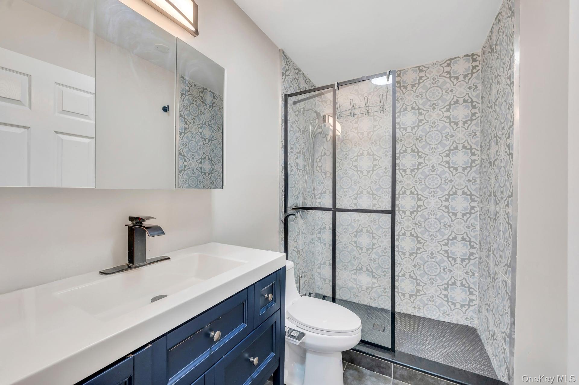 Bellport, New York, 11713, United States, 4 Bedrooms Bedrooms, ,2 BathroomsBathrooms,Residential,For Sale,2002038