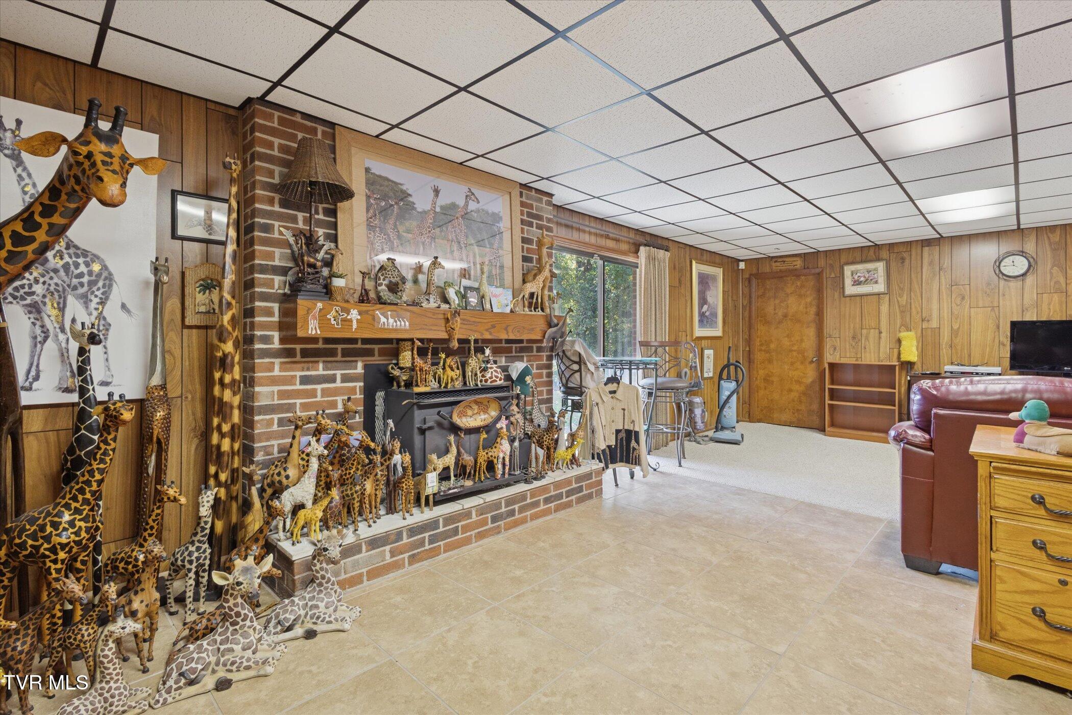 Johnson City, Tennessee, 37604, United States, 4 Bedrooms Bedrooms, ,3 BathroomsBathrooms,Residential,For Sale,1978550