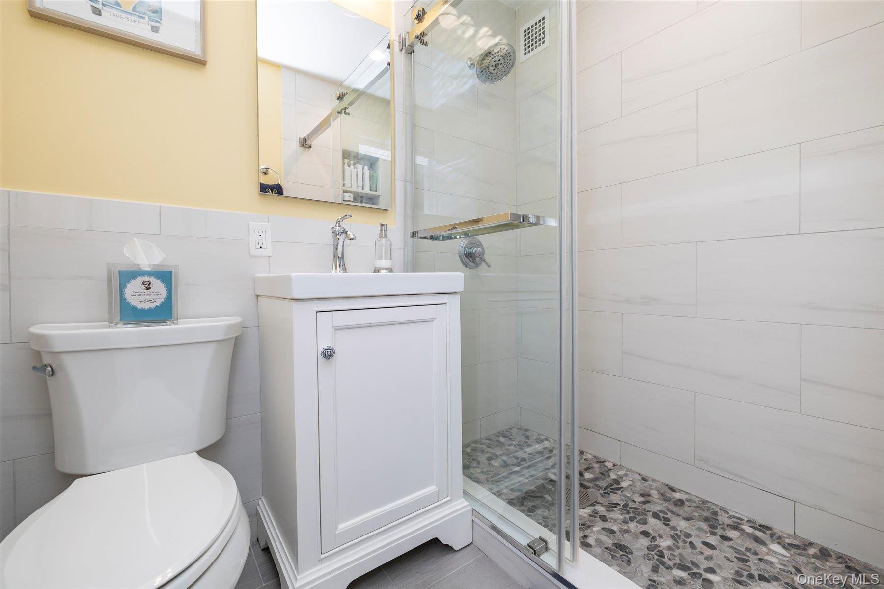 Long Beach, New York, 11561, United States, 1 Bedroom Bedrooms, ,1 BathroomBathrooms,Residential,For Sale,1987693