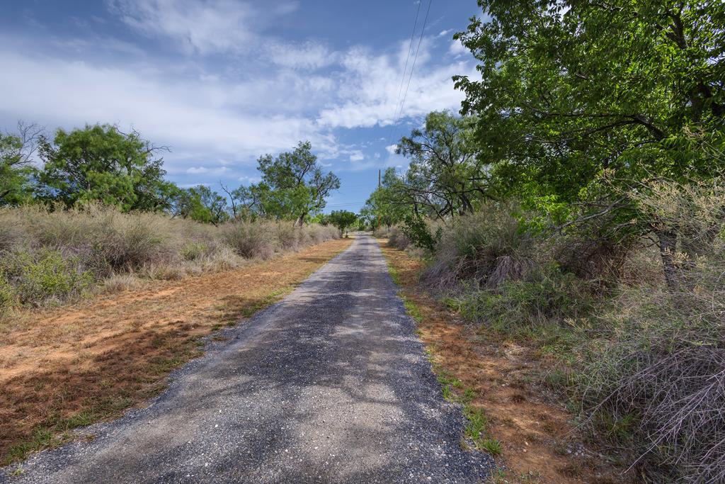 Llano, Texas, 78643, United States, 3 Bedrooms Bedrooms, ,2 BathroomsBathrooms,Residential,For Sale,1869749