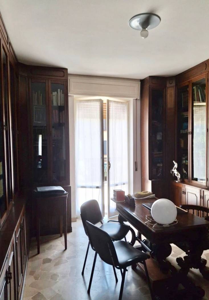 Cologno Monzese, Milano, 20093, IT, 4 Bedrooms Bedrooms, ,3 BathroomsBathrooms,Residential,For Sale,1877106