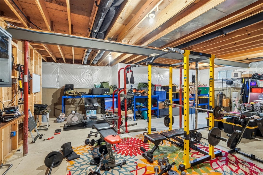 Beavercreek Twp, Ohio, 45385, United States, 3 Bedrooms Bedrooms, ,4 BathroomsBathrooms,Residential,For Sale,1991146