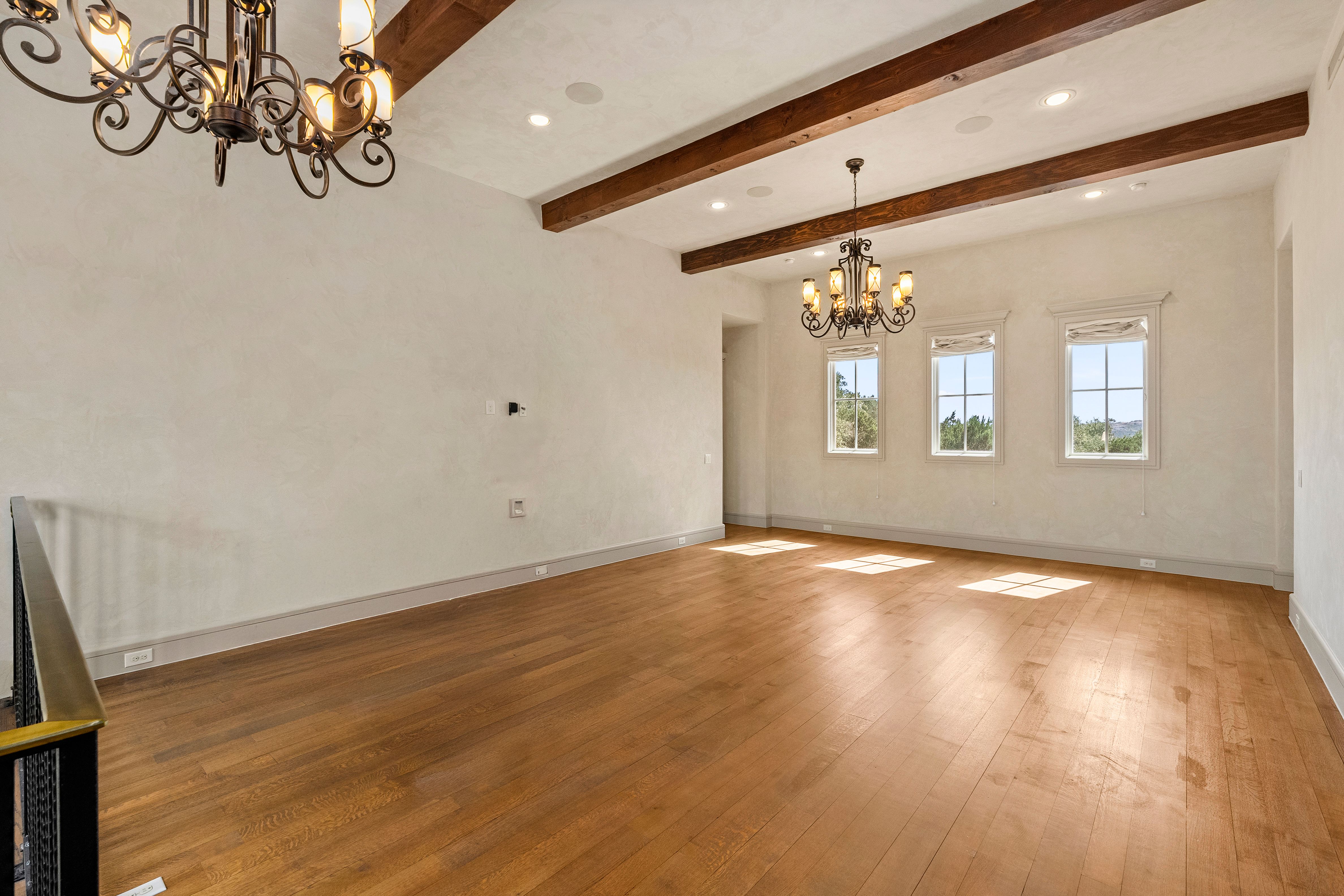  Mediterranean Style Estate in The Dominion - 物件實景