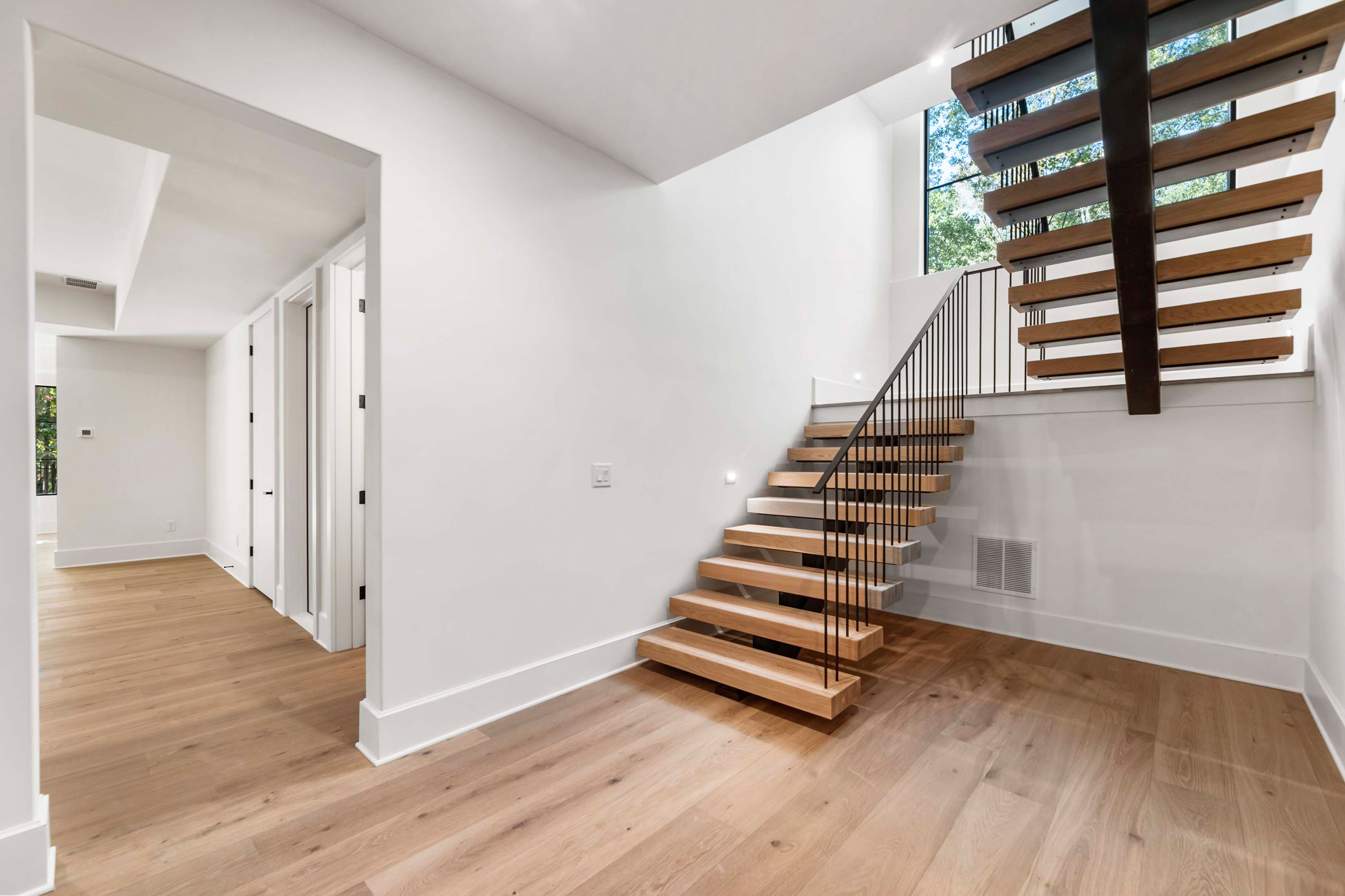  The Pinnacle of Luxury: New Custom Home in Prime Londonberry - 物件實景