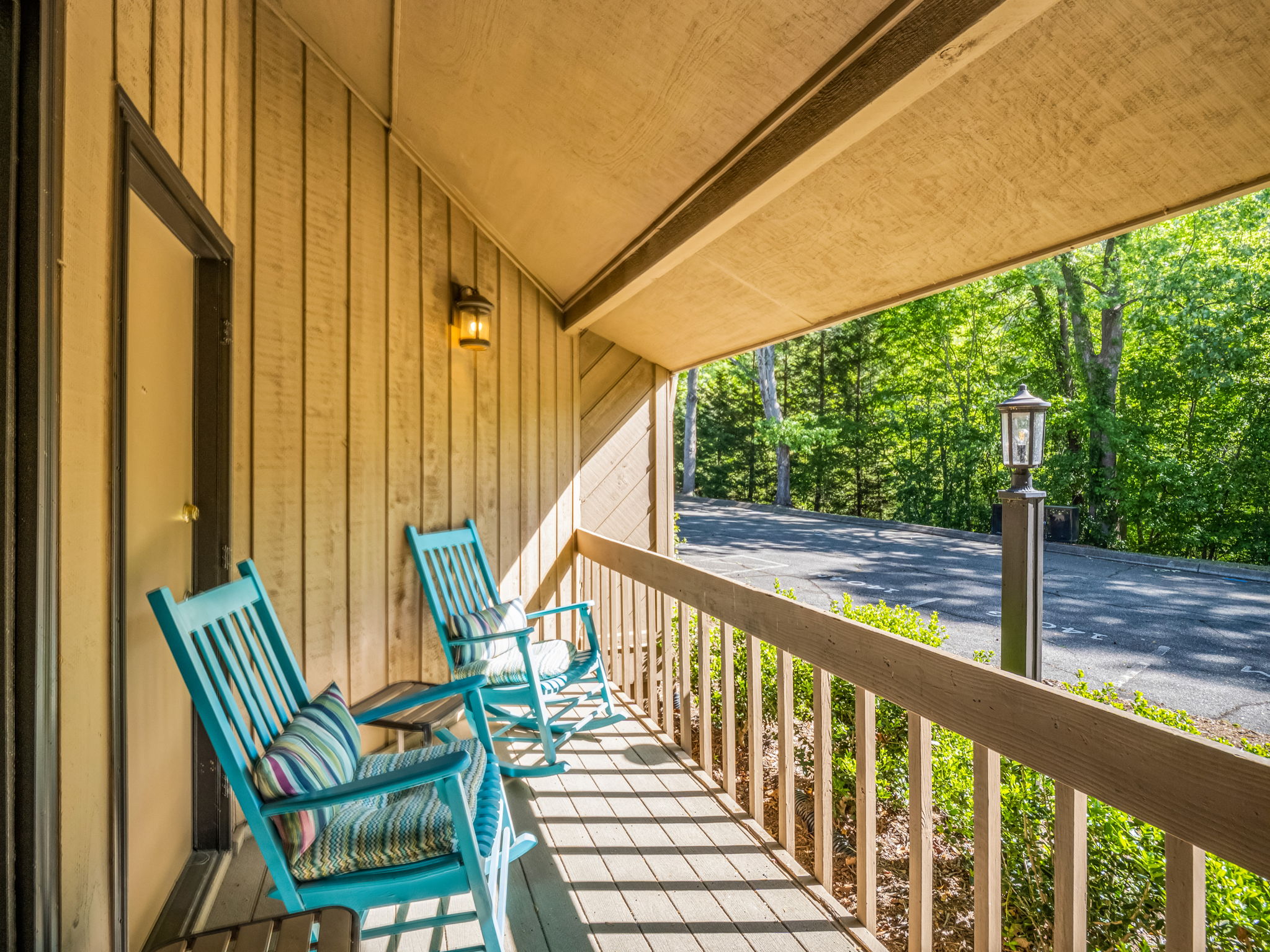  182 W. Lake Dr. S. - 物件實景