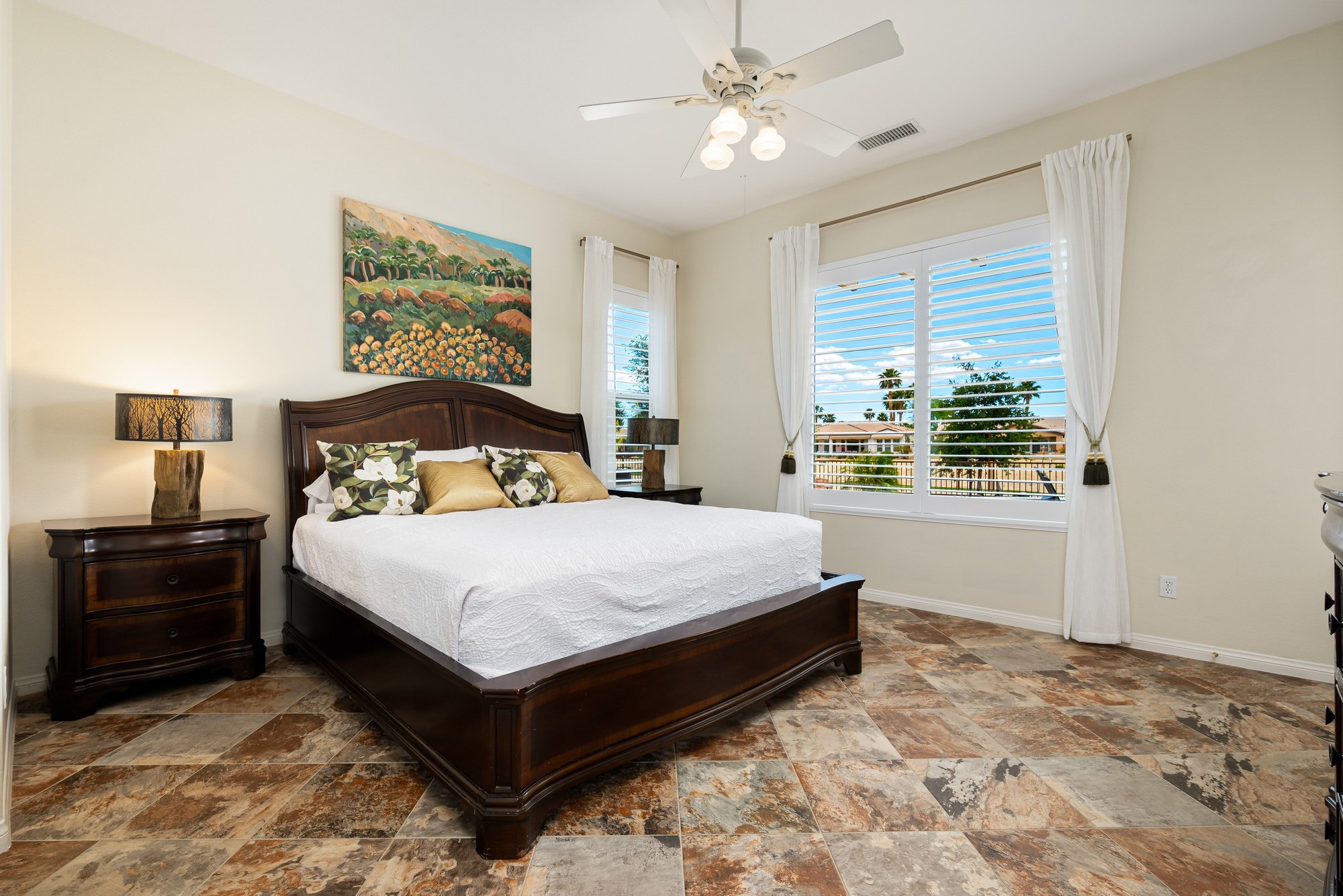  Sunshine, Fairways, Pool, and Mountain Views - 物件實景