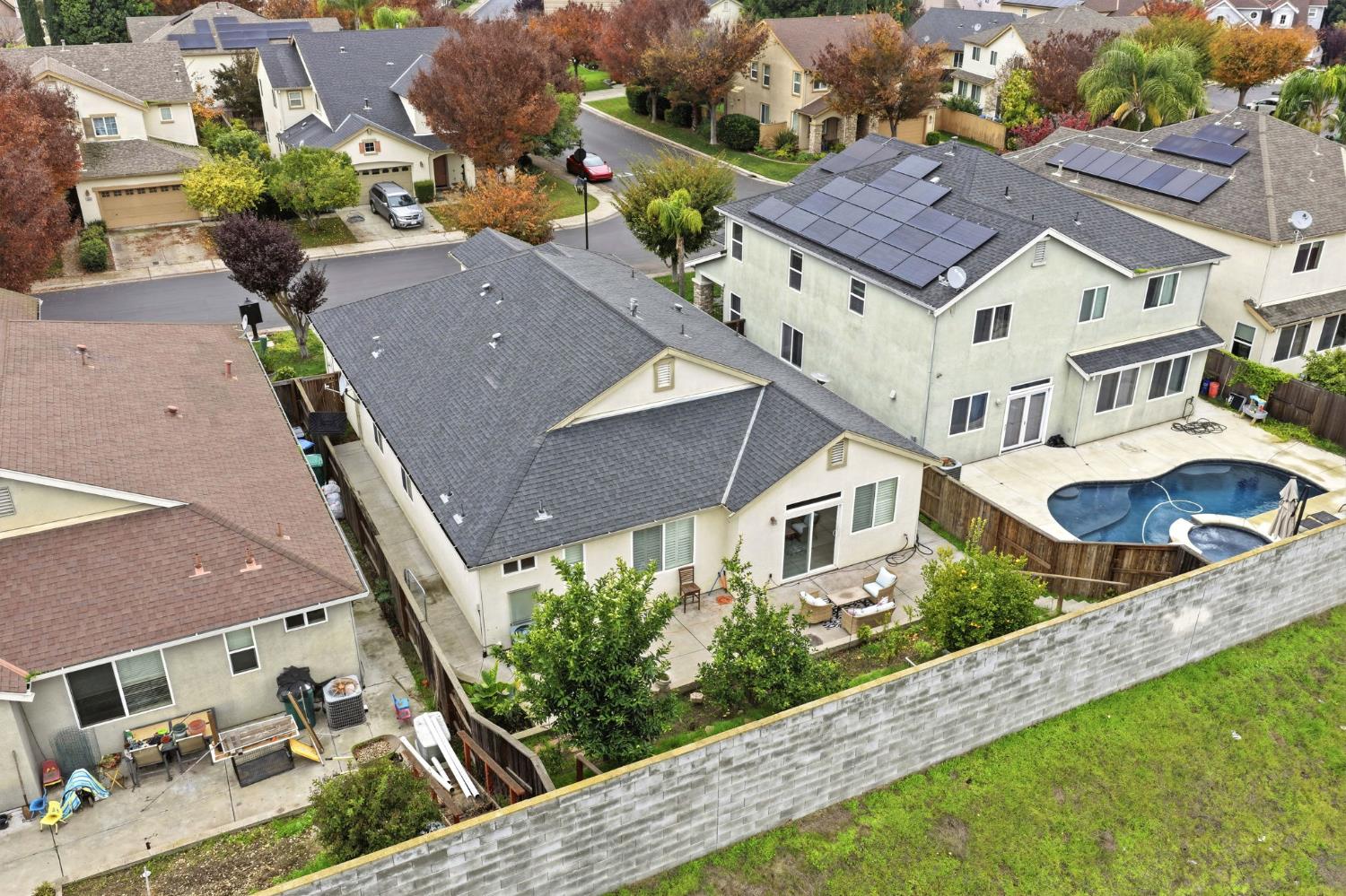 Stockton, California, 95209, United States, 4 Bedrooms Bedrooms, ,3 BathroomsBathrooms,Residential,For Sale,1998971