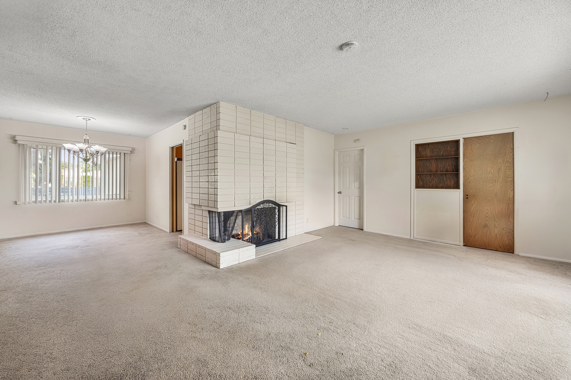Fullerton, California, 92833, United States, 4 Bedrooms Bedrooms, ,2 BathroomsBathrooms,Residential,For Sale,2049395