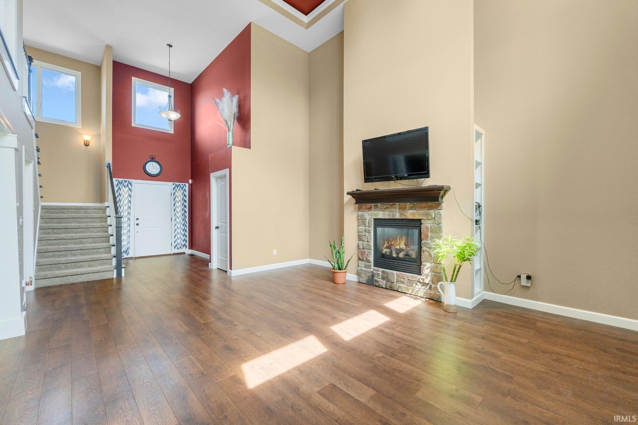 Fort Wayne, Indiana, 46825-7408, United States, 4 Bedrooms Bedrooms, ,5 BathroomsBathrooms,Residential,For Sale,1975267