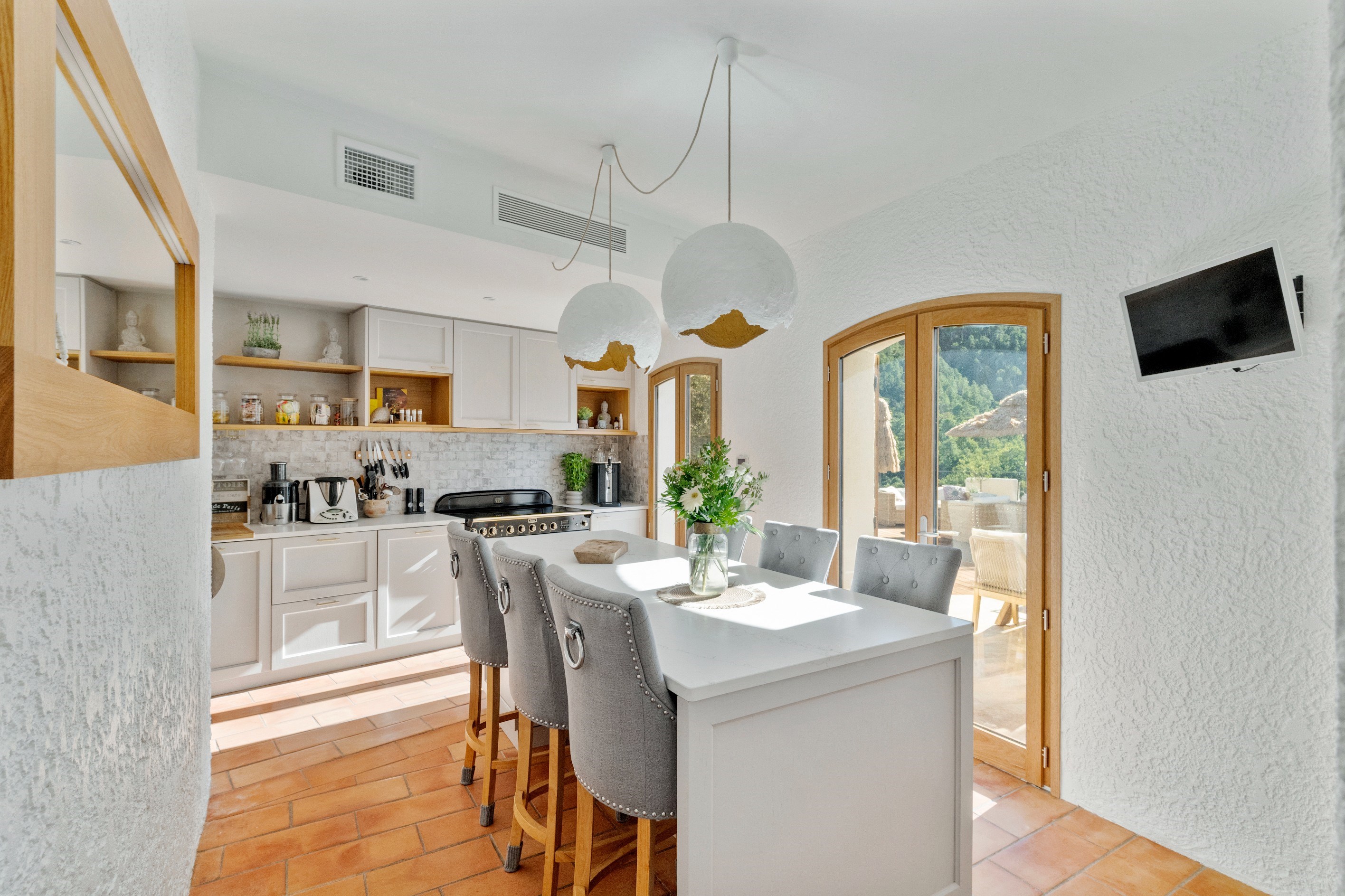  Contemporary Provençal villa for sale near Fréjus and Cannes – Secure estate wi… - 物件實景