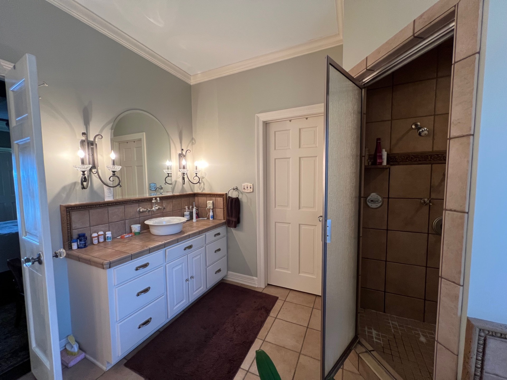 Many, Louisiana, 71449, United States, 4 Bedrooms Bedrooms, ,4 BathroomsBathrooms,Residential,For Sale,1836155