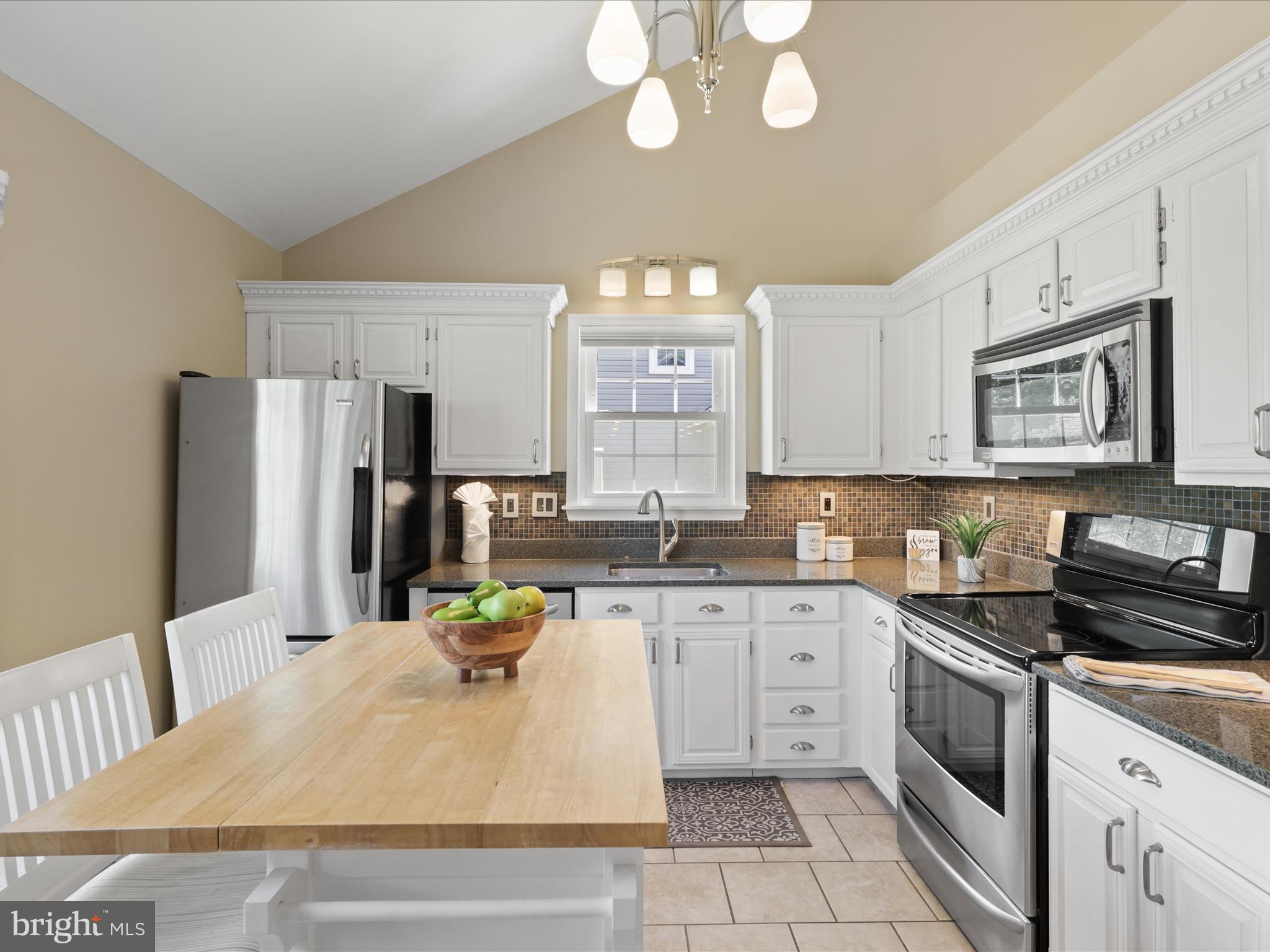 Herndon, Virginia, 20171, United States, 3 Bedrooms Bedrooms, ,3 BathroomsBathrooms,Residential,For Sale,1938418