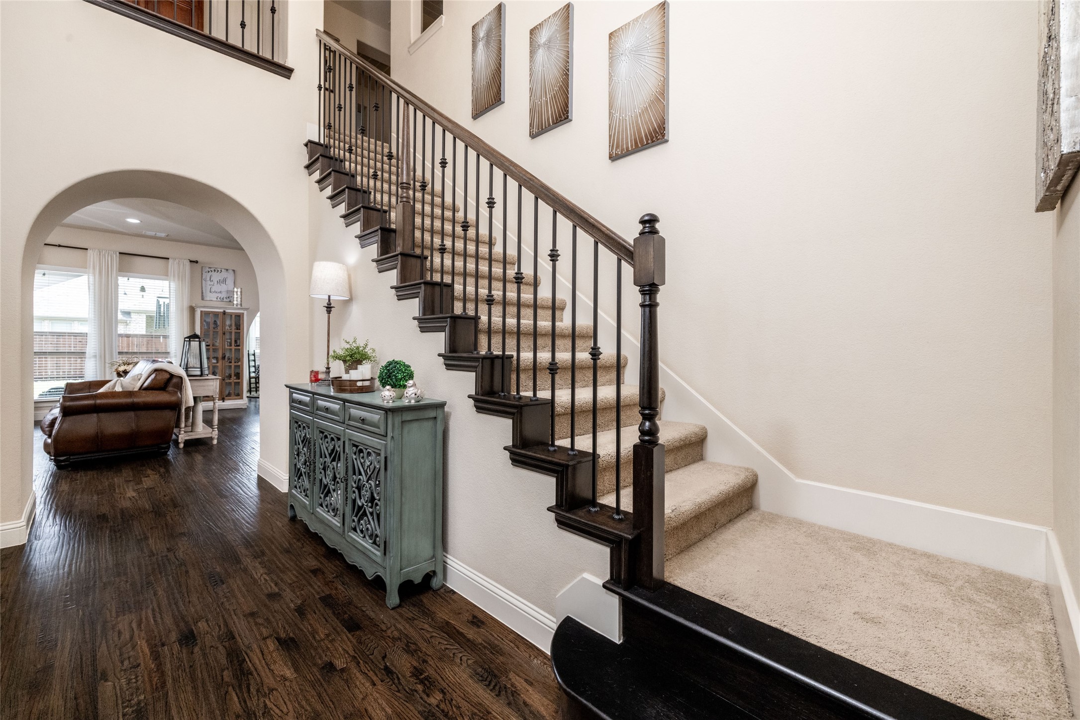 Roanoke, Texas, 76262, United States, 4 Bedrooms Bedrooms, ,5 BathroomsBathrooms,Residential,For Sale,1827754