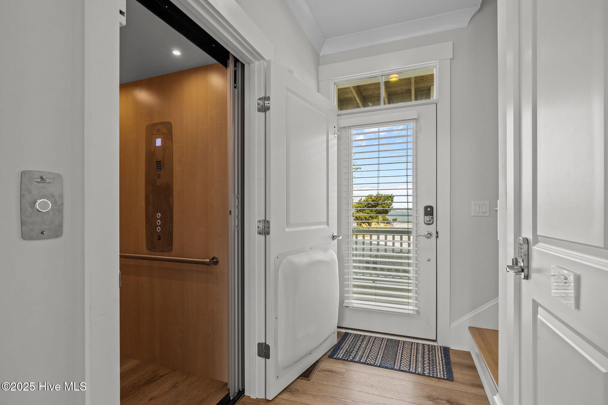 Emerald Isle, North Carolina, 28594, United States, 5 Bedrooms Bedrooms, ,4 BathroomsBathrooms,Residential,For Sale,2003028