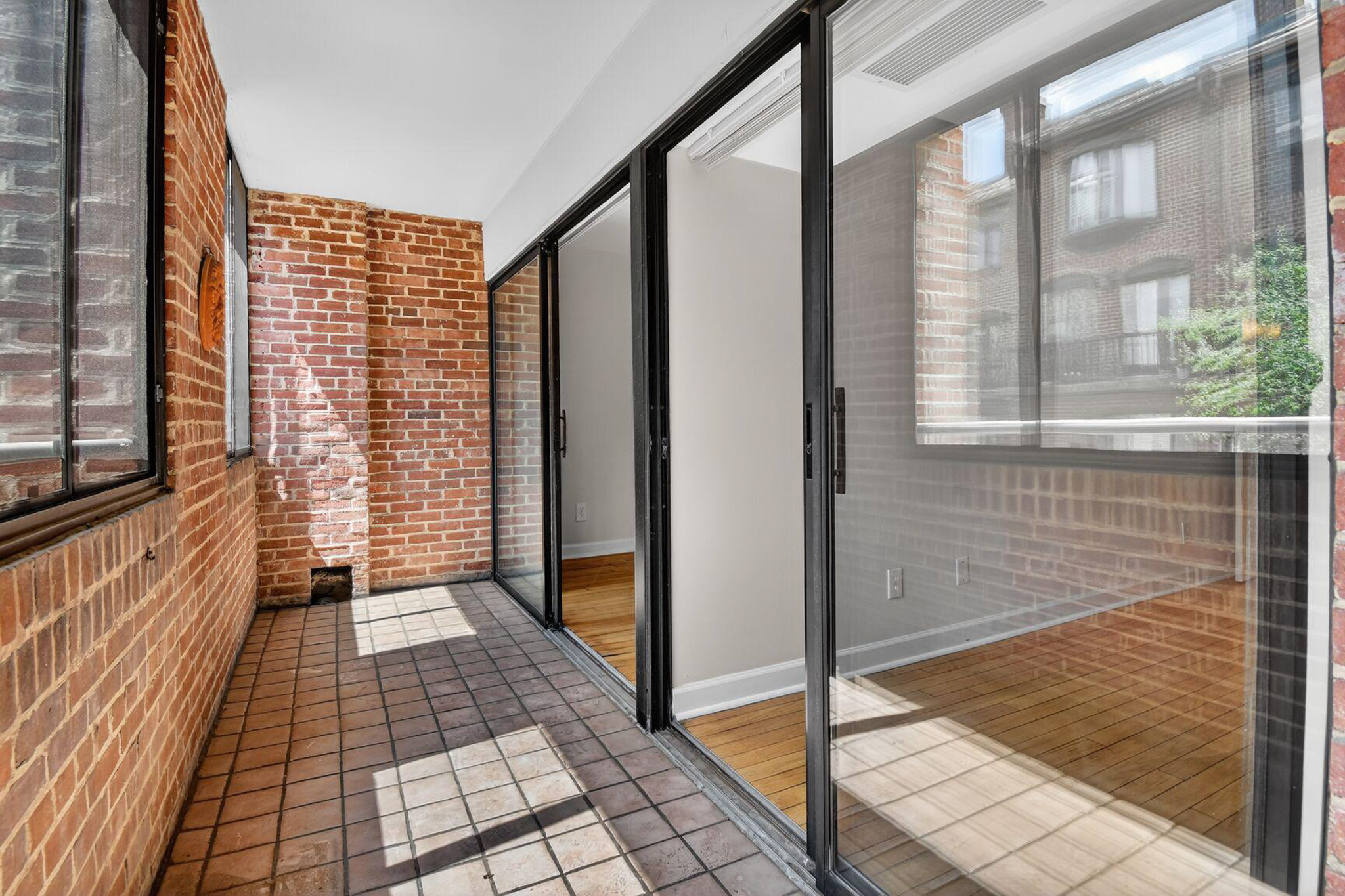  3225 Grace Street NW, Washington, DC, 20007 - 物件實景