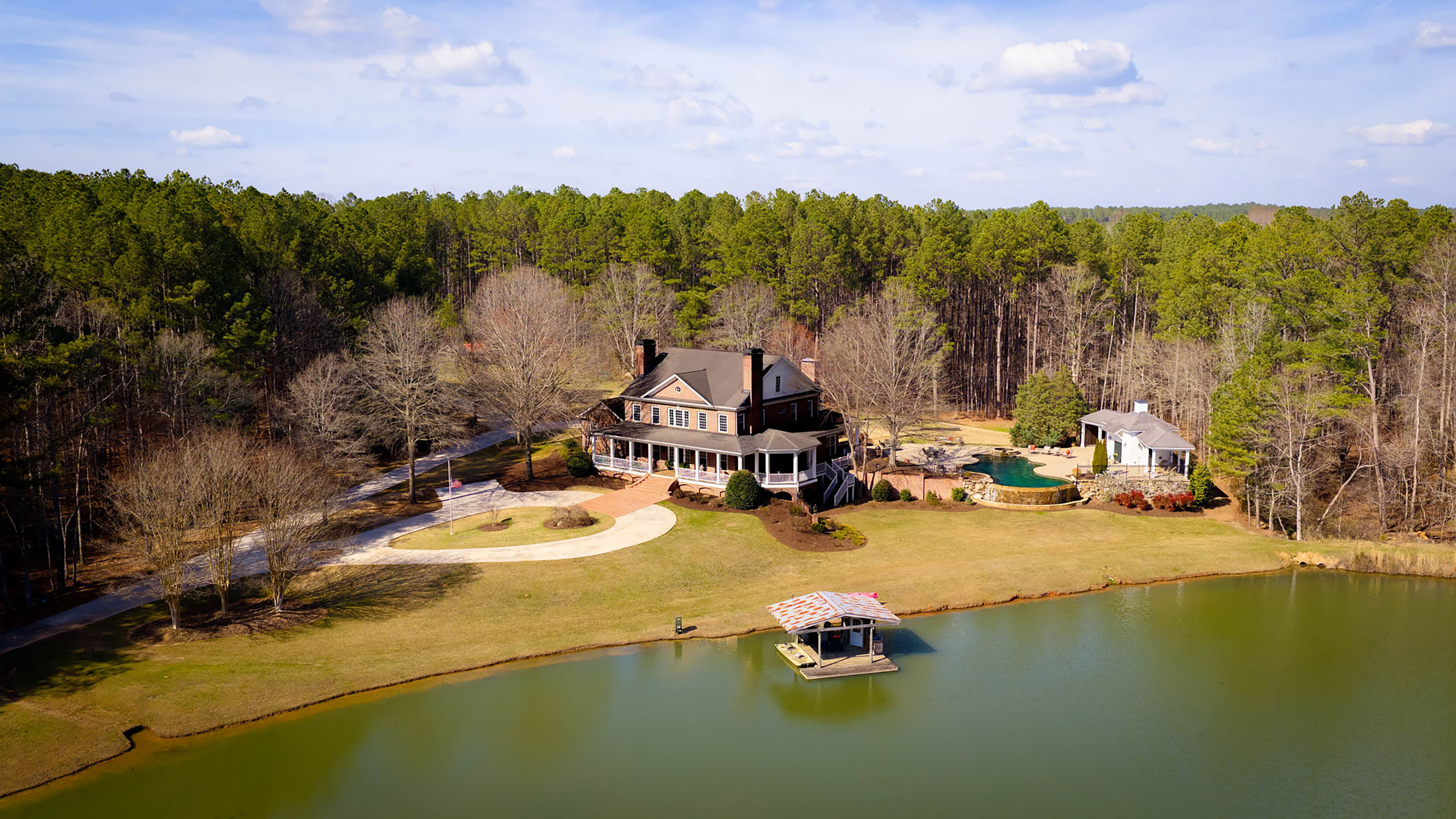  89 Acre +/- Equestrian Estate with Private Lake - 物件實景