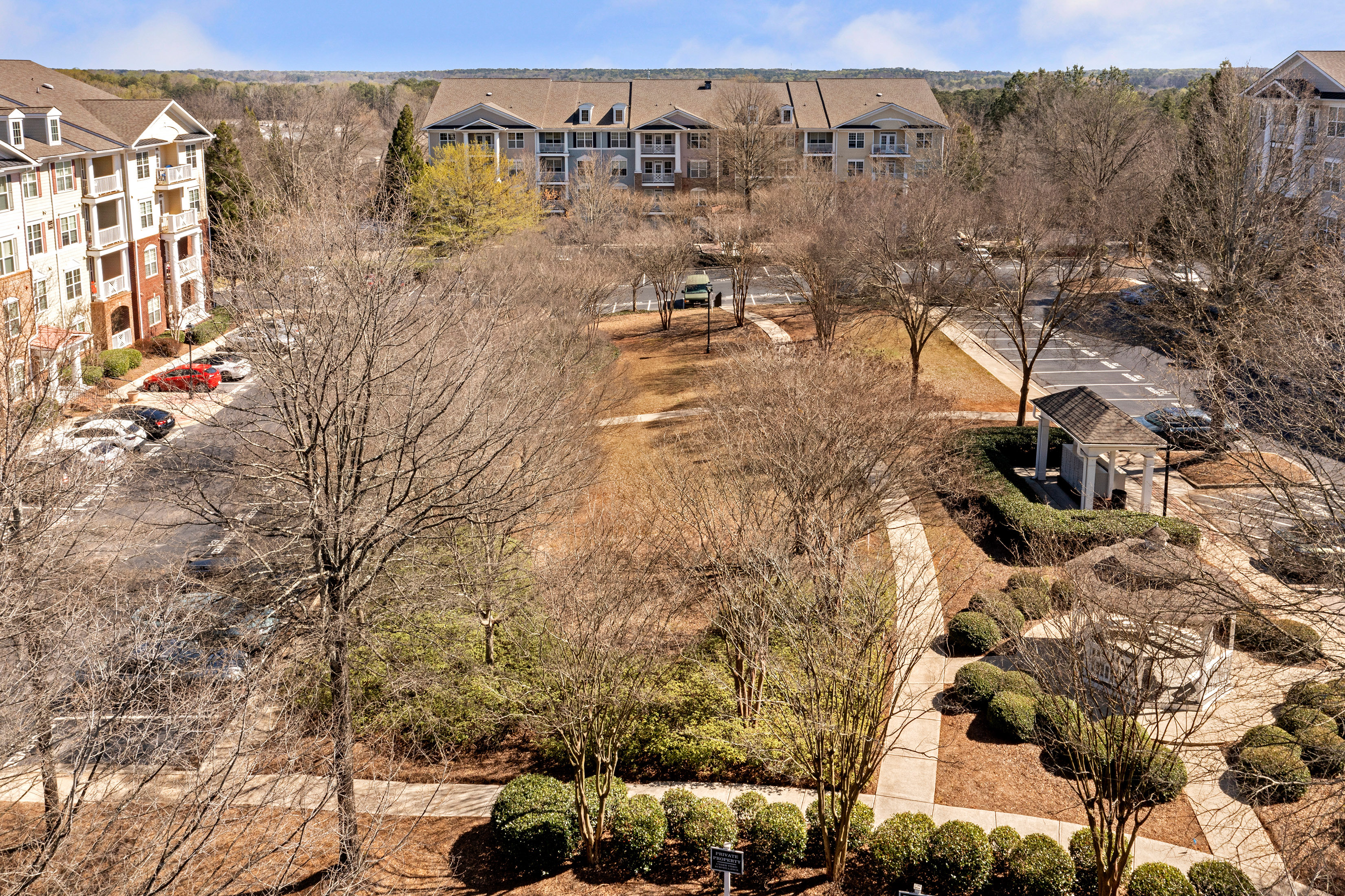  Prime Location in the Sought-After Community of Westside Commons in Alpharetta - 物件實景