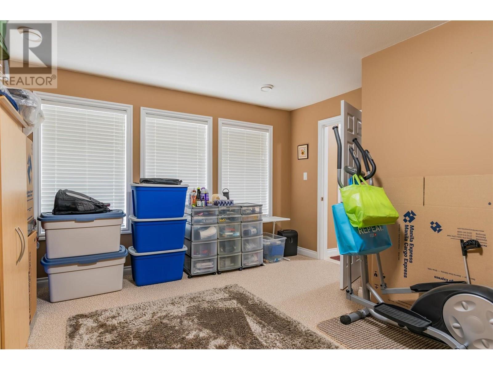 CASTLEGAR, British Columbia, V1N 1J7, CA, 3 Bedrooms Bedrooms, ,2 BathroomsBathrooms,Residential,For Sale,1913084