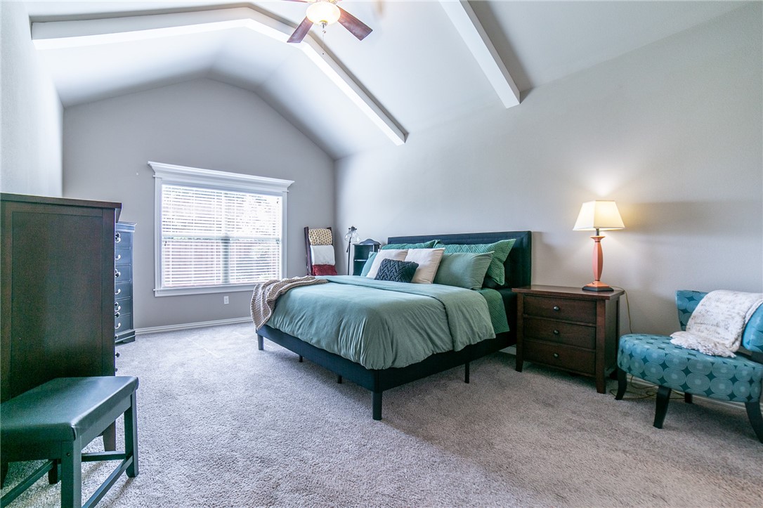 Fayetteville, Arkansas, 72701, United States, 4 Bedrooms Bedrooms, ,3 BathroomsBathrooms,Residential,For Sale,1874456