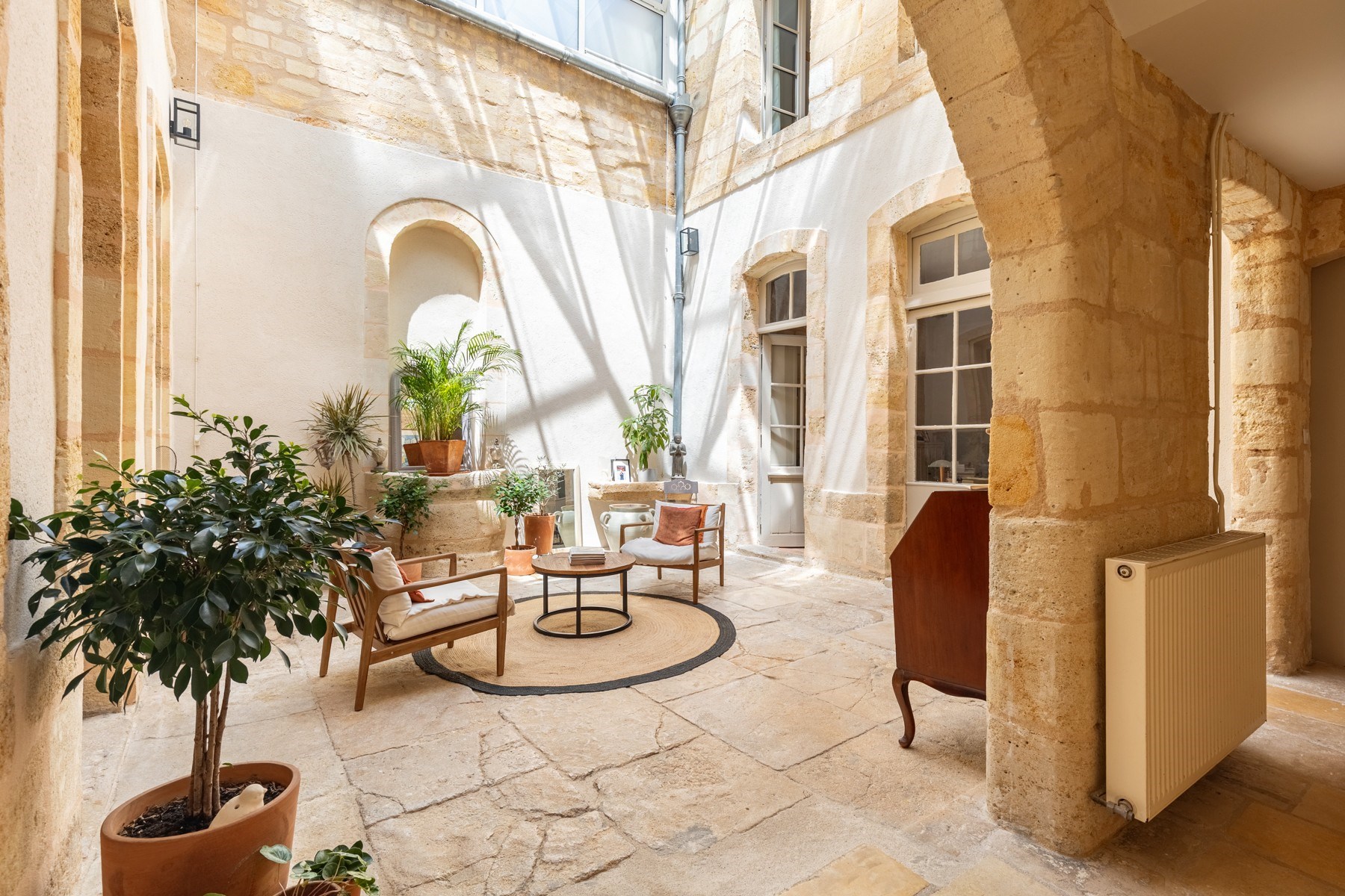  BORDEAUX HEART CHARTRONS – SUMPTUOUS STONE HOUSE 270M² - 5 BEDROOMS - TERRACE  … - 物件實景
