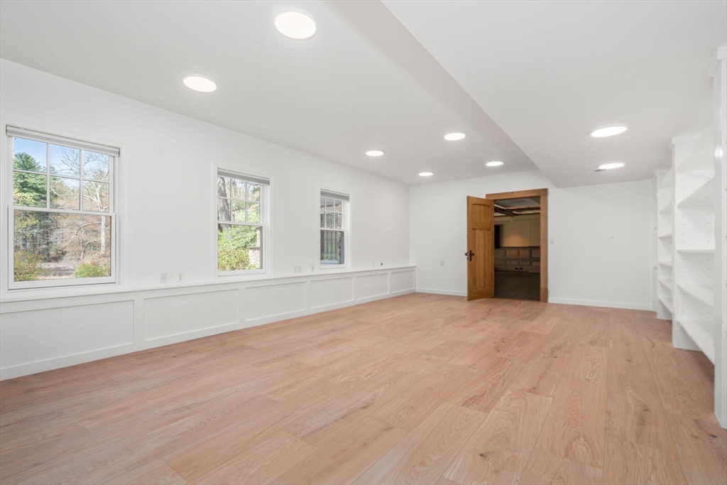 Wellesley, Massachusetts, 02482, United States, 6 Bedrooms Bedrooms, ,10 BathroomsBathrooms,Residential,For Sale,1794537