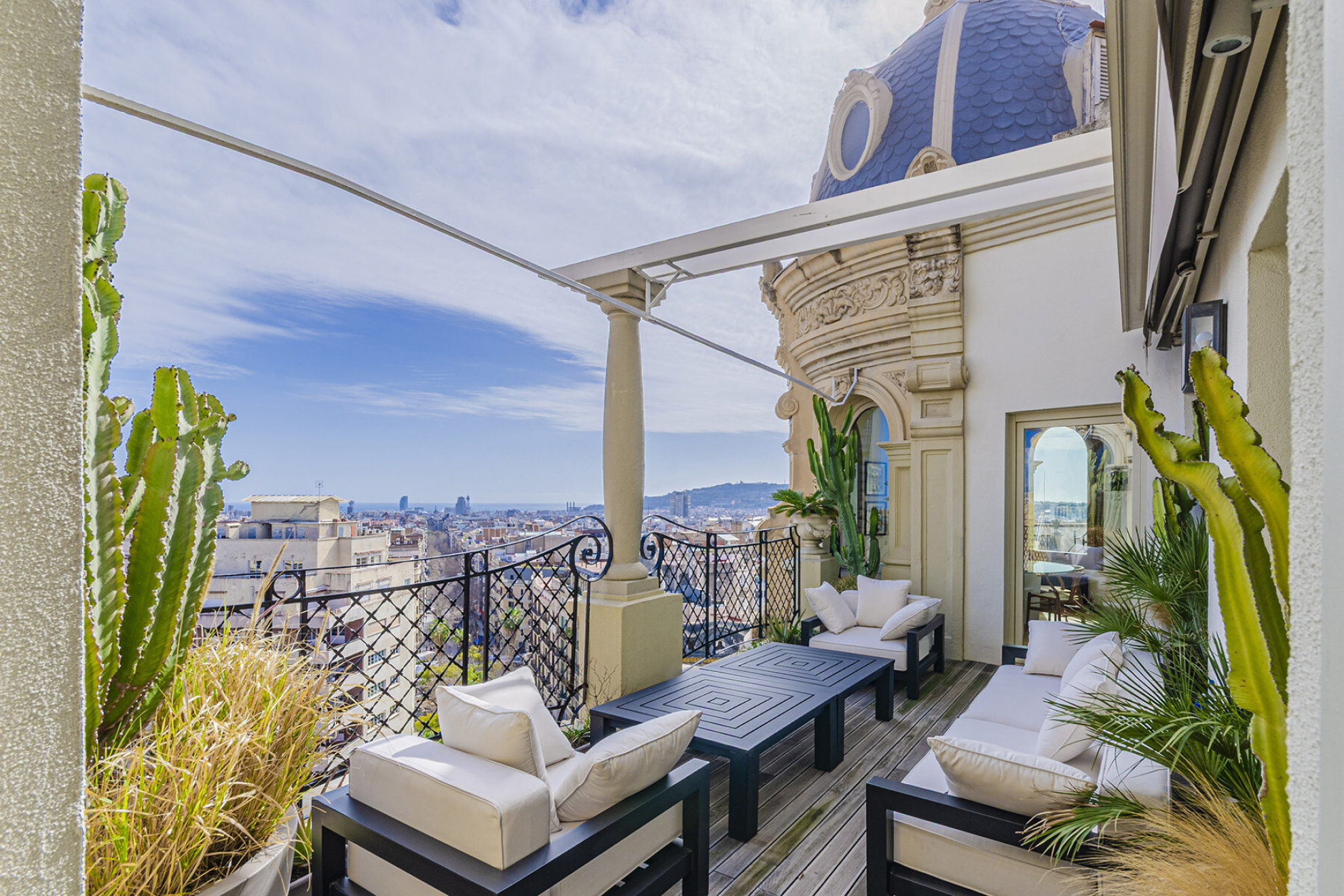  Highly unique corner penthouse with panoramic views of Barcelona - 物件實景