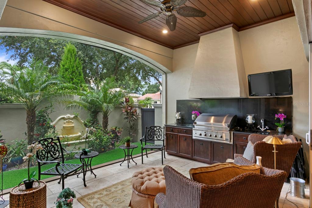 Tampa, Florida, 33613, United States, 4 Bedrooms Bedrooms, ,5 BathroomsBathrooms,Residential,For Sale,2011744