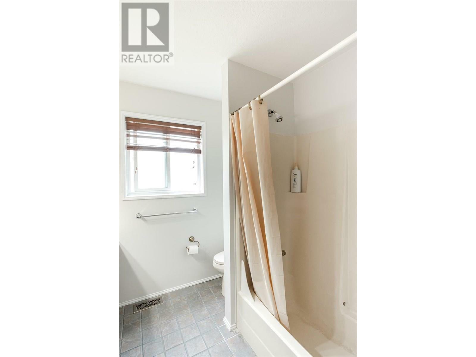 KELOWNA, British Columbia, V1Y 7C9, CA, 2 Bedrooms Bedrooms, ,2 BathroomsBathrooms,Residential,For Sale,1874536