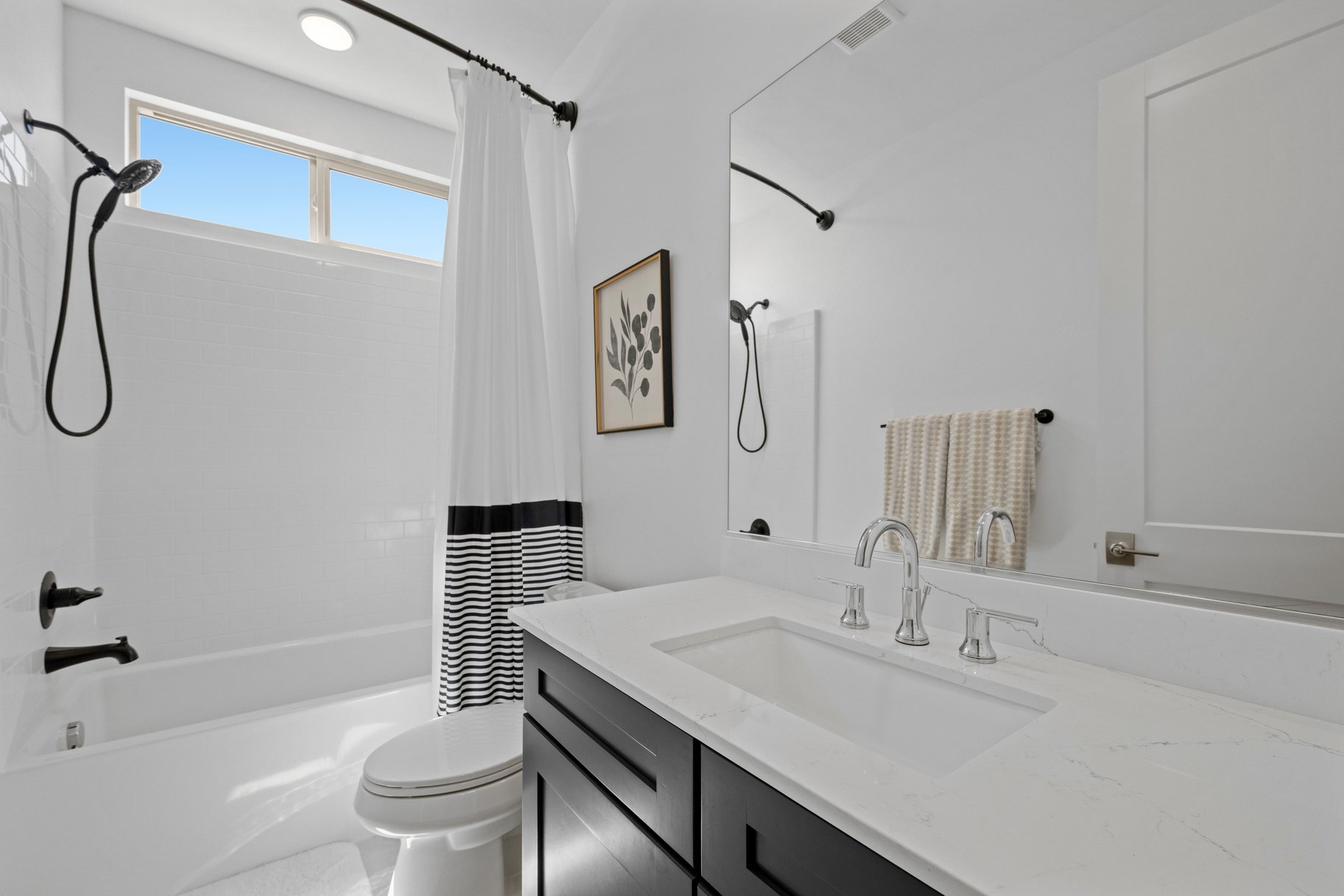  Upgraded Summerlin West Gated Home with Strip & Mountain Views - 物件實景
