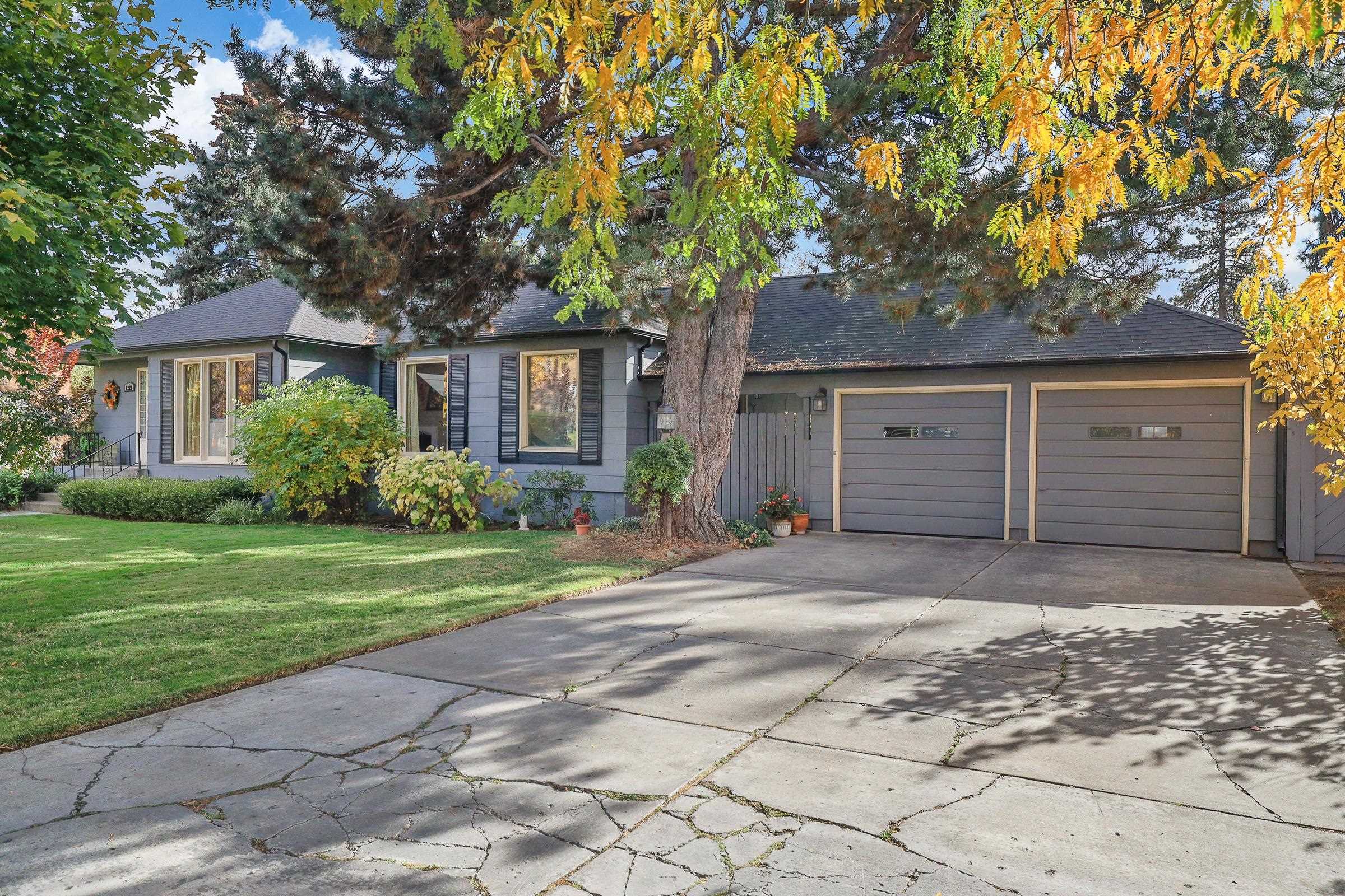 Spokane, Washington, 99203, United States, 4 Bedrooms Bedrooms, ,3 BathroomsBathrooms,Residential,For Sale,1827628