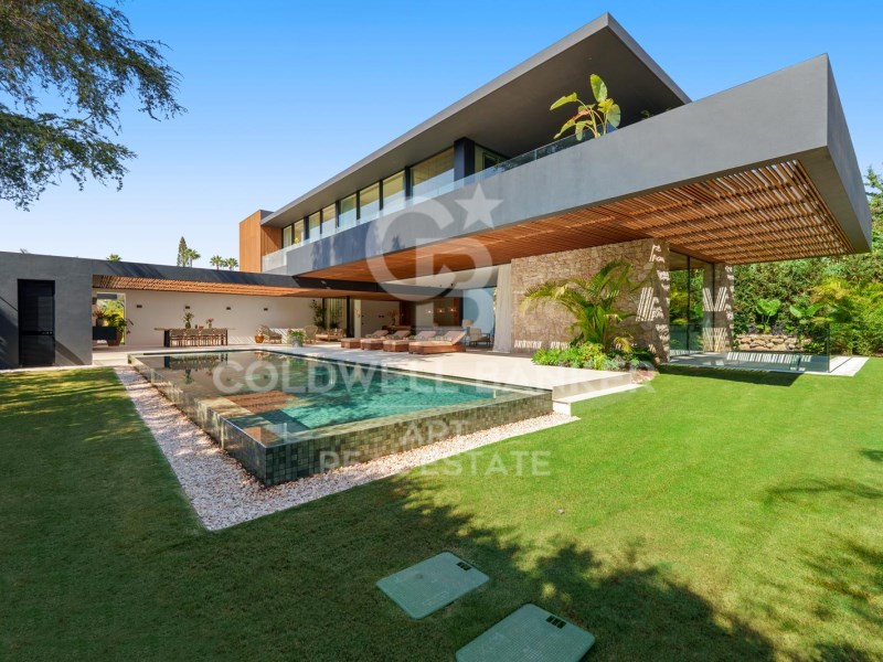 Marbella, Andalusia, ES, 6 Bedrooms Bedrooms, ,7 BathroomsBathrooms,Residential,For Sale,1949933