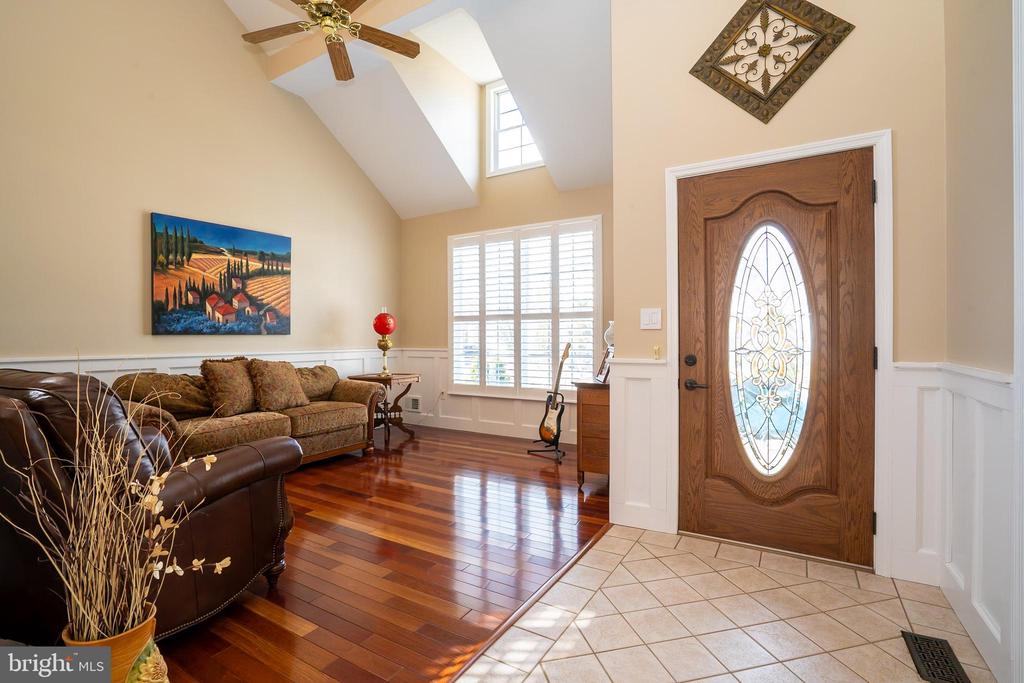 Monmouth Junction, New Jersey, 08852, United States, 4 Bedrooms Bedrooms, ,3 BathroomsBathrooms,Residential,For Sale,1869569