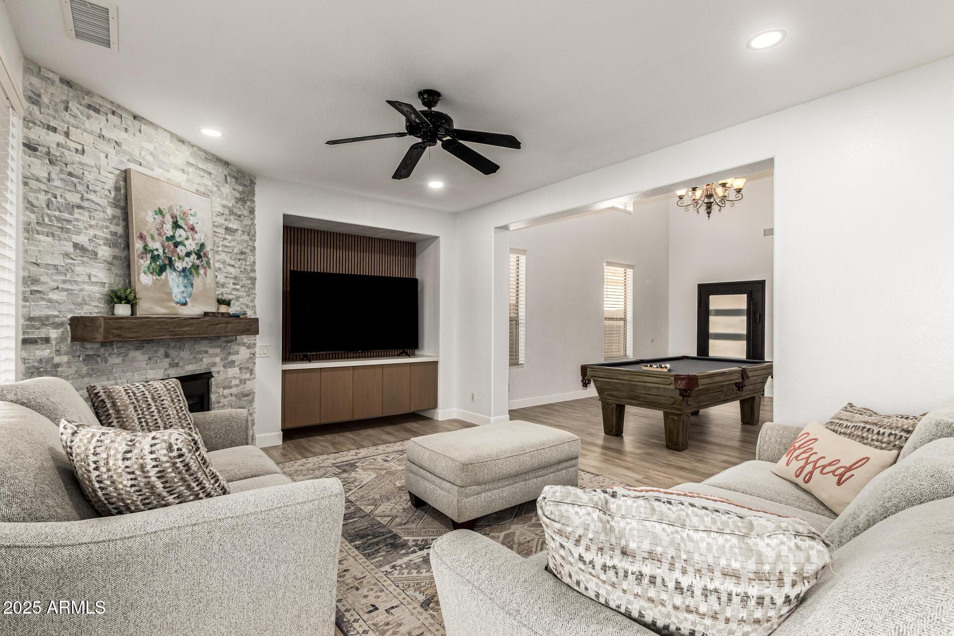 Glendale, Arizona, 85310, United States, 4 Bedrooms Bedrooms, ,3 BathroomsBathrooms,Residential,For Sale,2005512