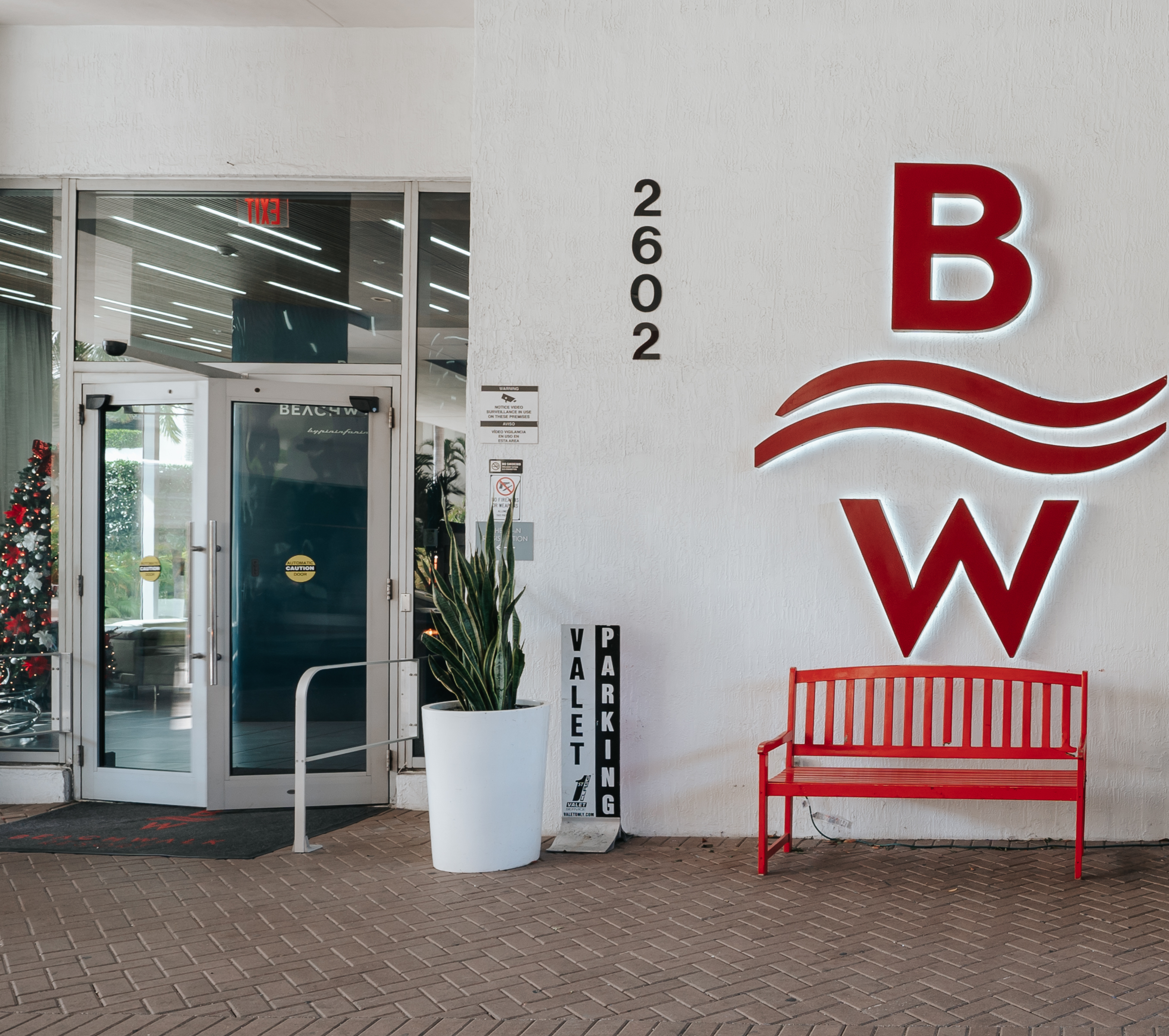  2602 E Hallandale Beach Blvd, Hallandale Beach, FL, 33009 - 物件實景