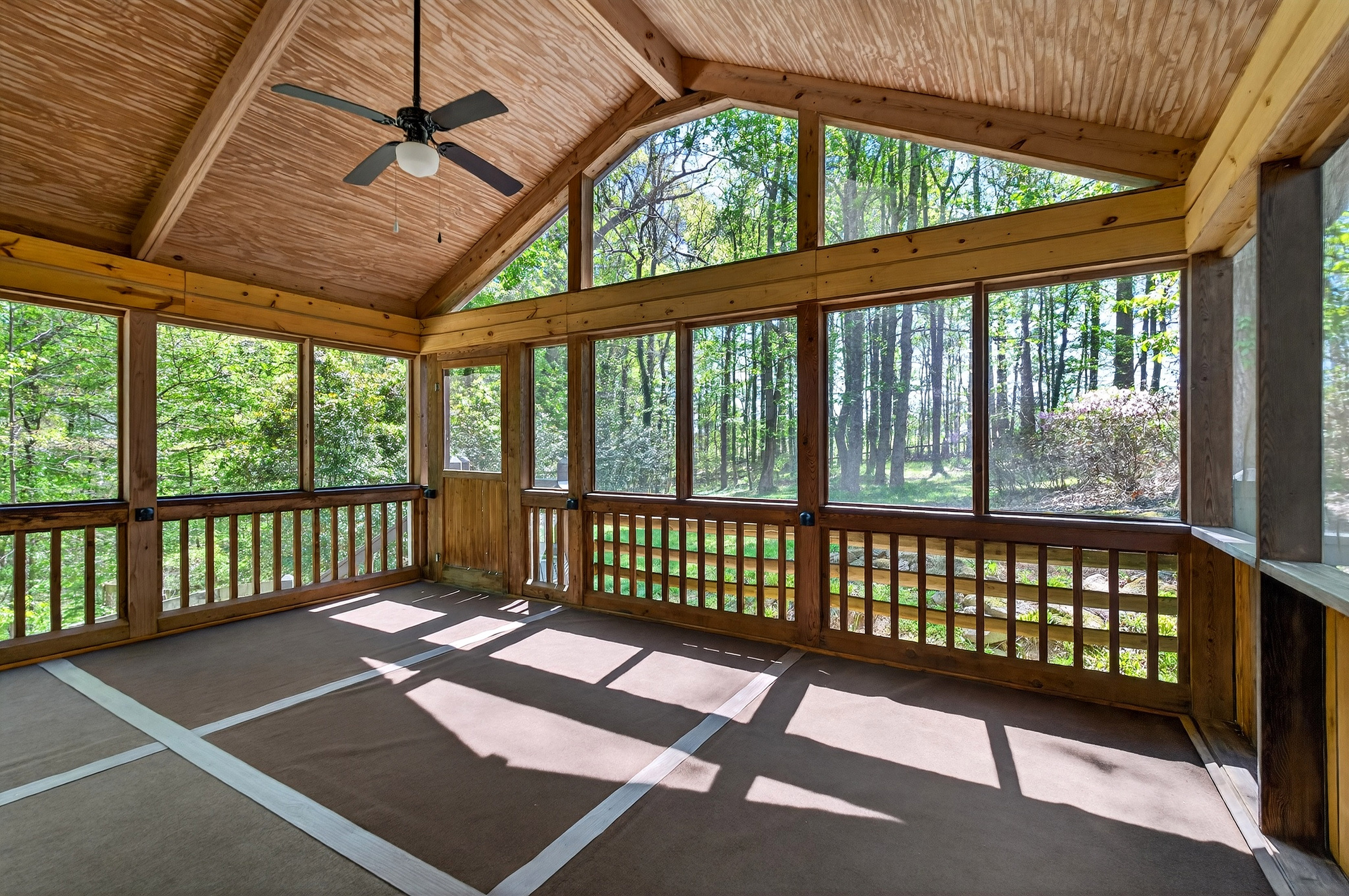  Rare Combination of Privacy, Convenience, and Value: Don’t Miss This Opportunity - 物件實景