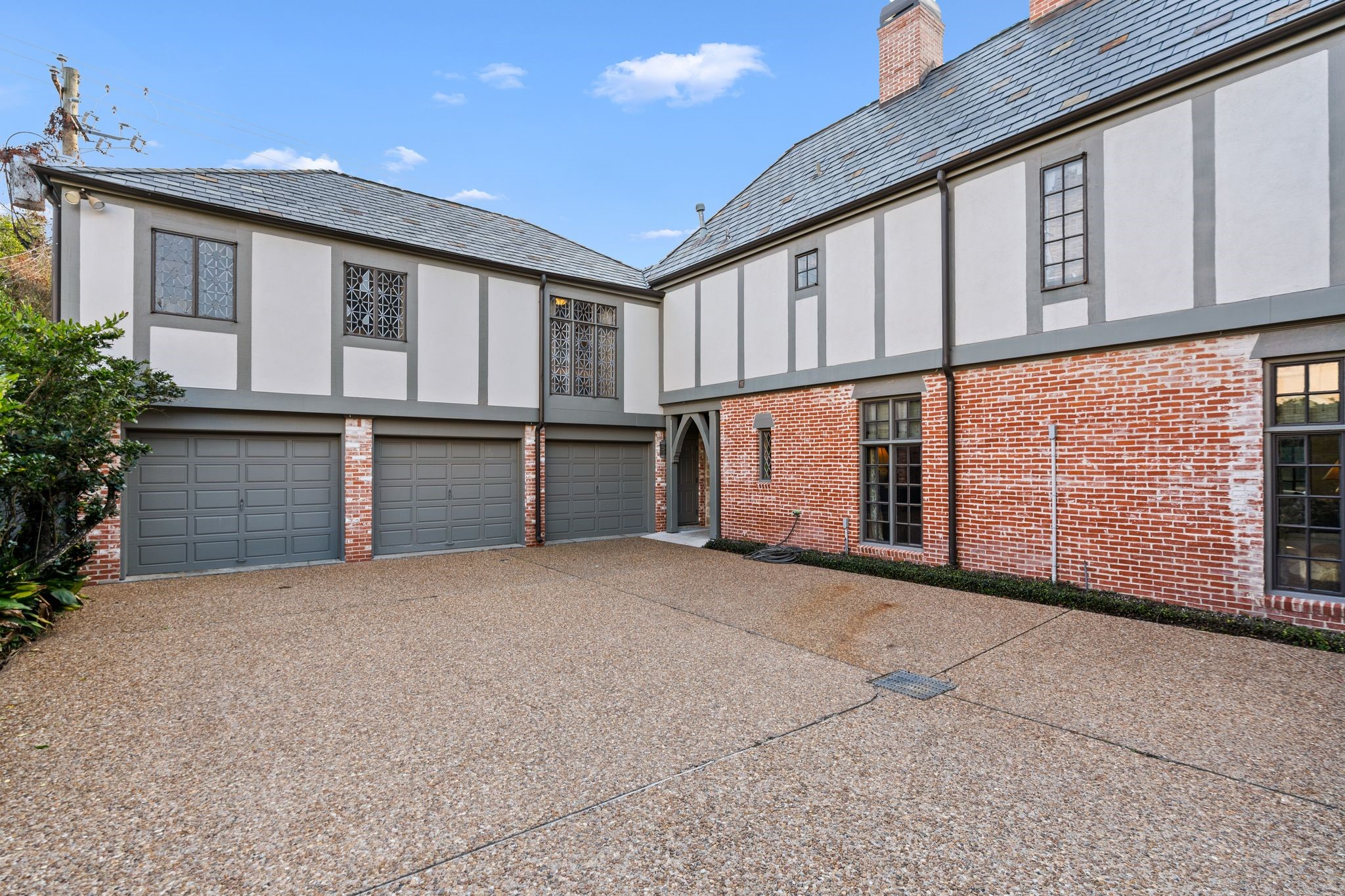  3325 Inwood Drive - 物件實景