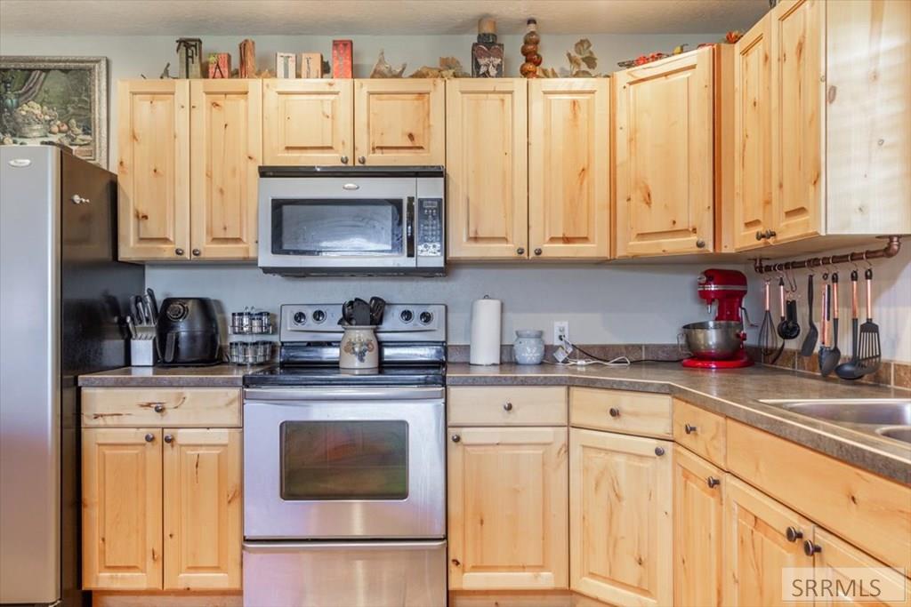 ISLAND PARK, Idaho, 83429, United States, 3 Bedrooms Bedrooms, ,2 BathroomsBathrooms,Residential,For Sale,2048792
