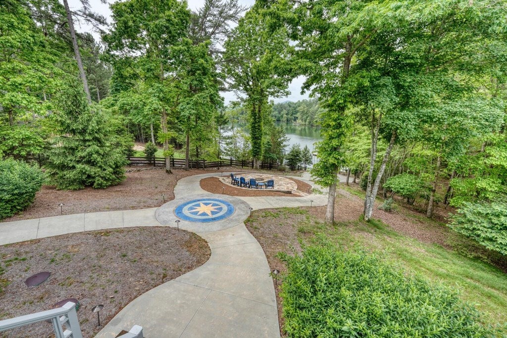 Blairsville, Georgia, 30512, United States, 5 Bedrooms Bedrooms, ,6 BathroomsBathrooms,Residential,For Sale,1901332